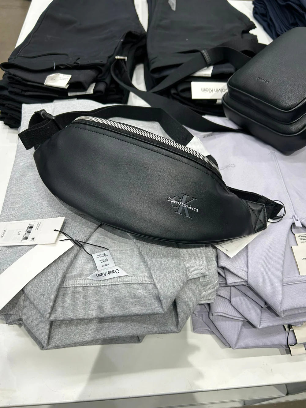 Calvin Klein MENS' Stylish Black Belt Bag