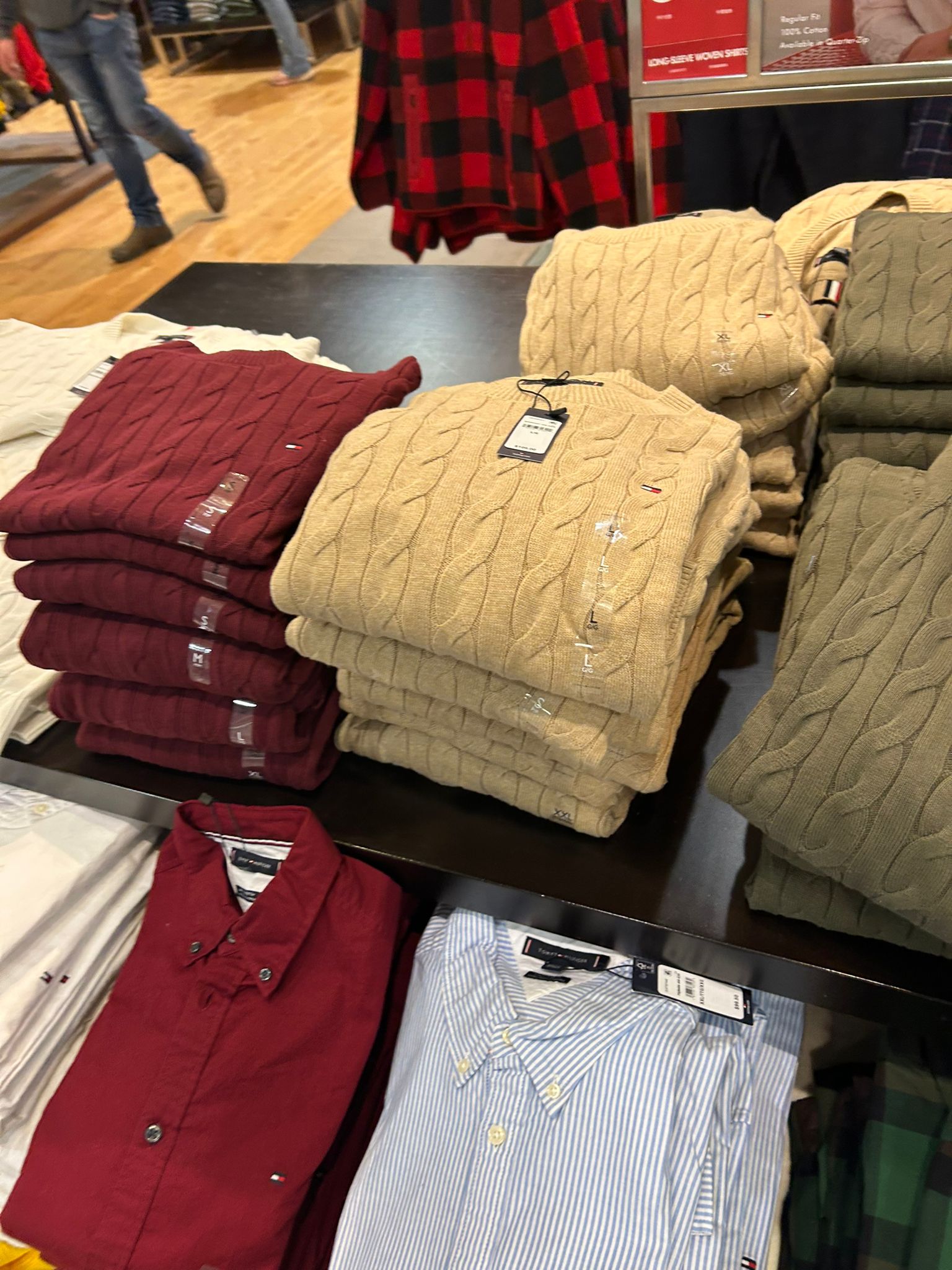 Tommy Hilfiger MENS' Cable Knit Crewneck Sweater Army Green