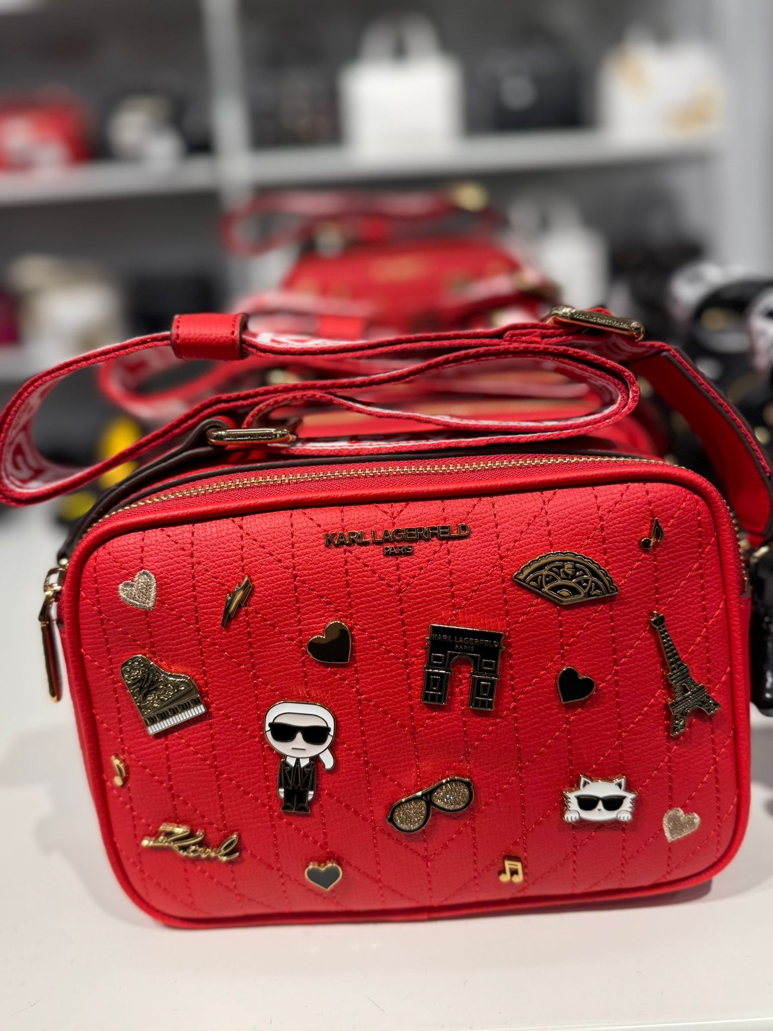 Karl Lagerfeld Paris Womens' MAYBELLE CAMERA CROSSBODY Crimson