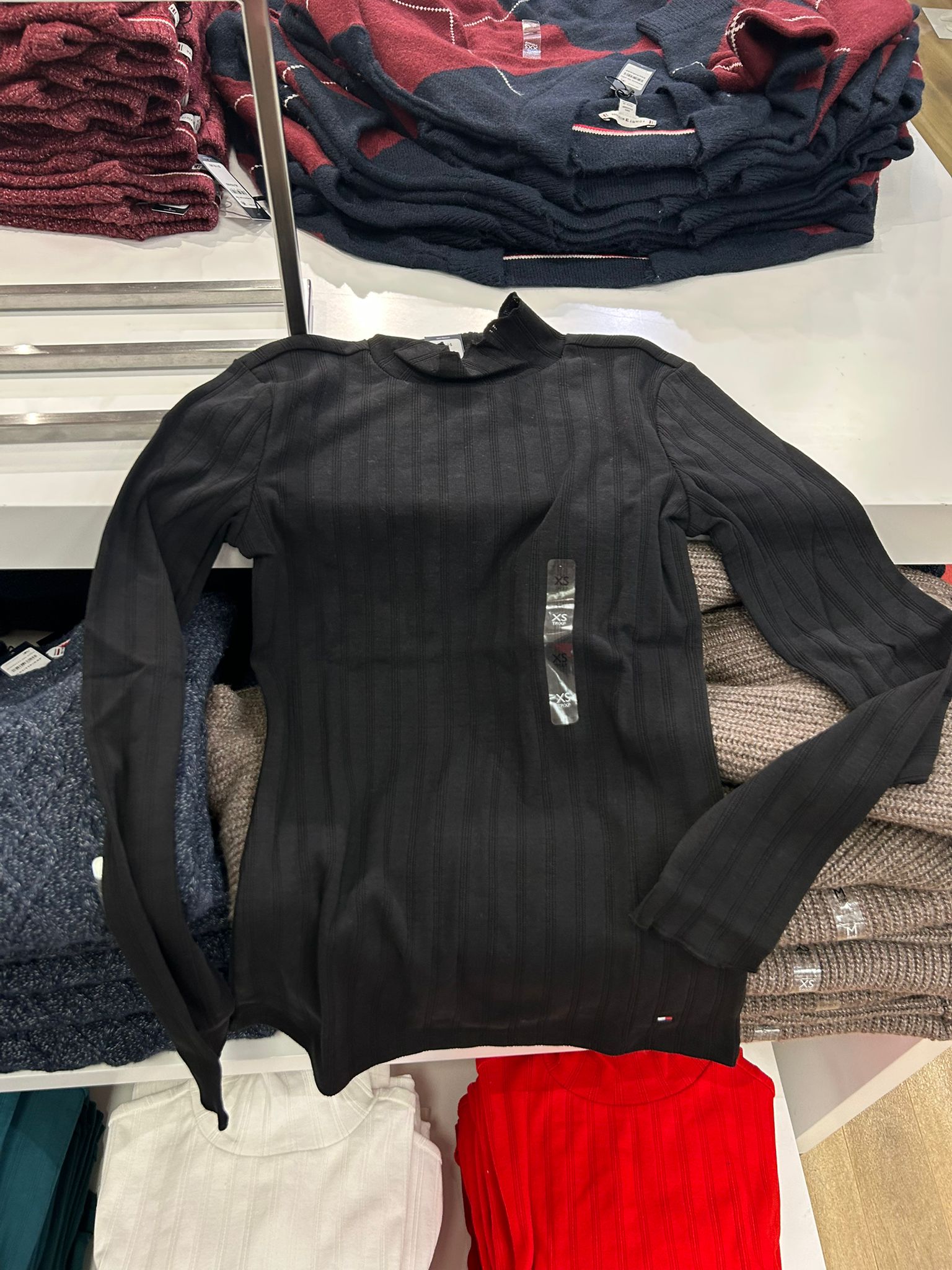 Womens' Tommy Lettuce-Trim Pointelle Turtleneck T-Shirt Black