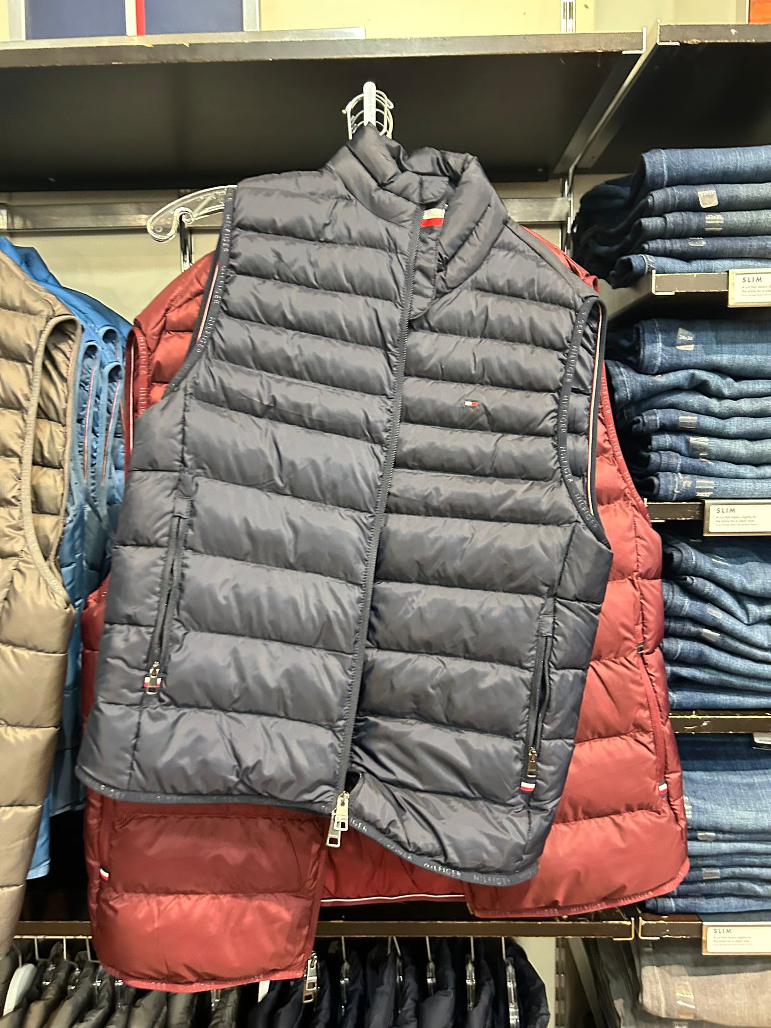 TOMMY Mens' Lightweight Packable Vest NAVY