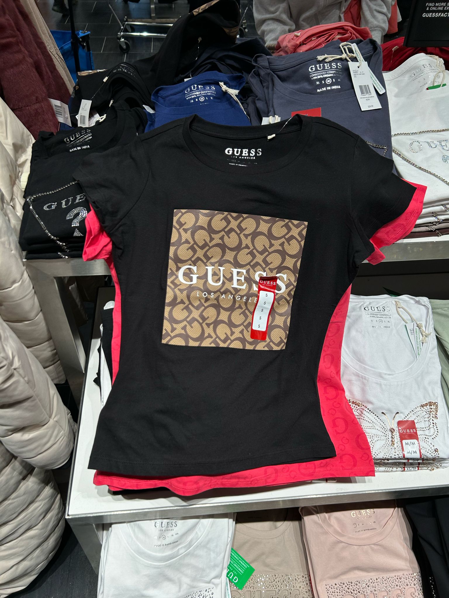 WOMEN GUESS Orley Logo Tee/ BLACK