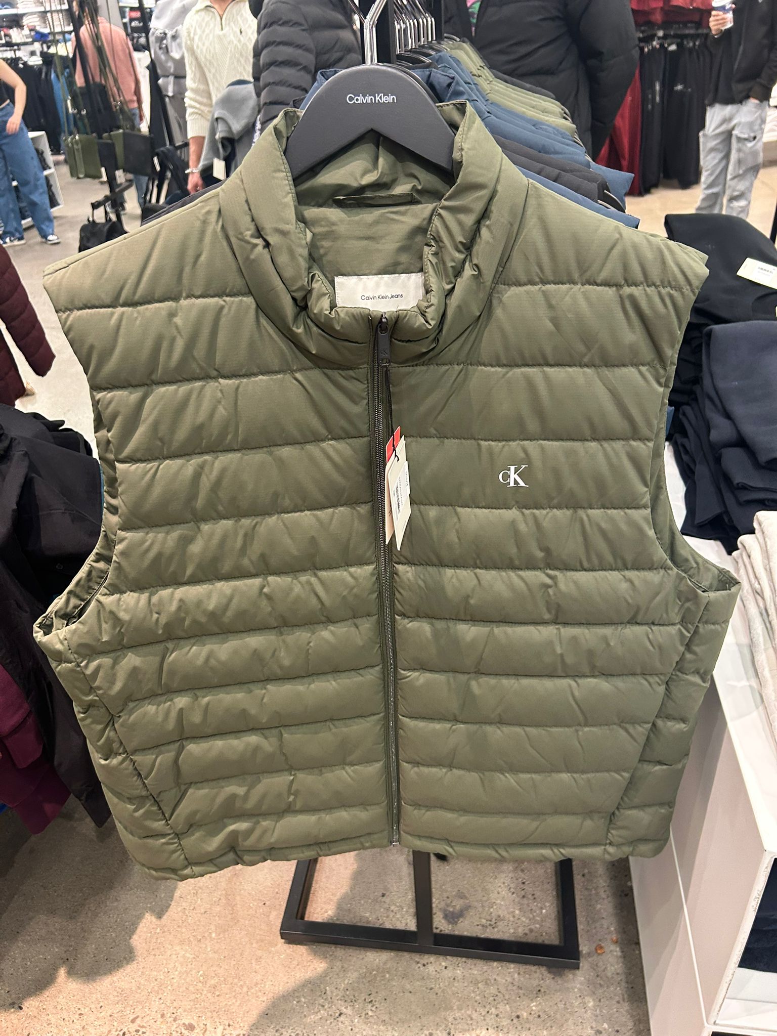 Calvin Klein MENS' Ripstop Packable Puffer Vest Fatigue