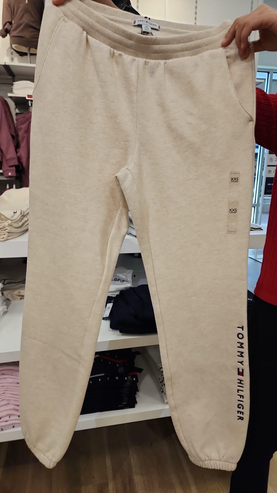 Tommy Womens' Embroidered Tommy Logo Sweatpant/Beige Heather