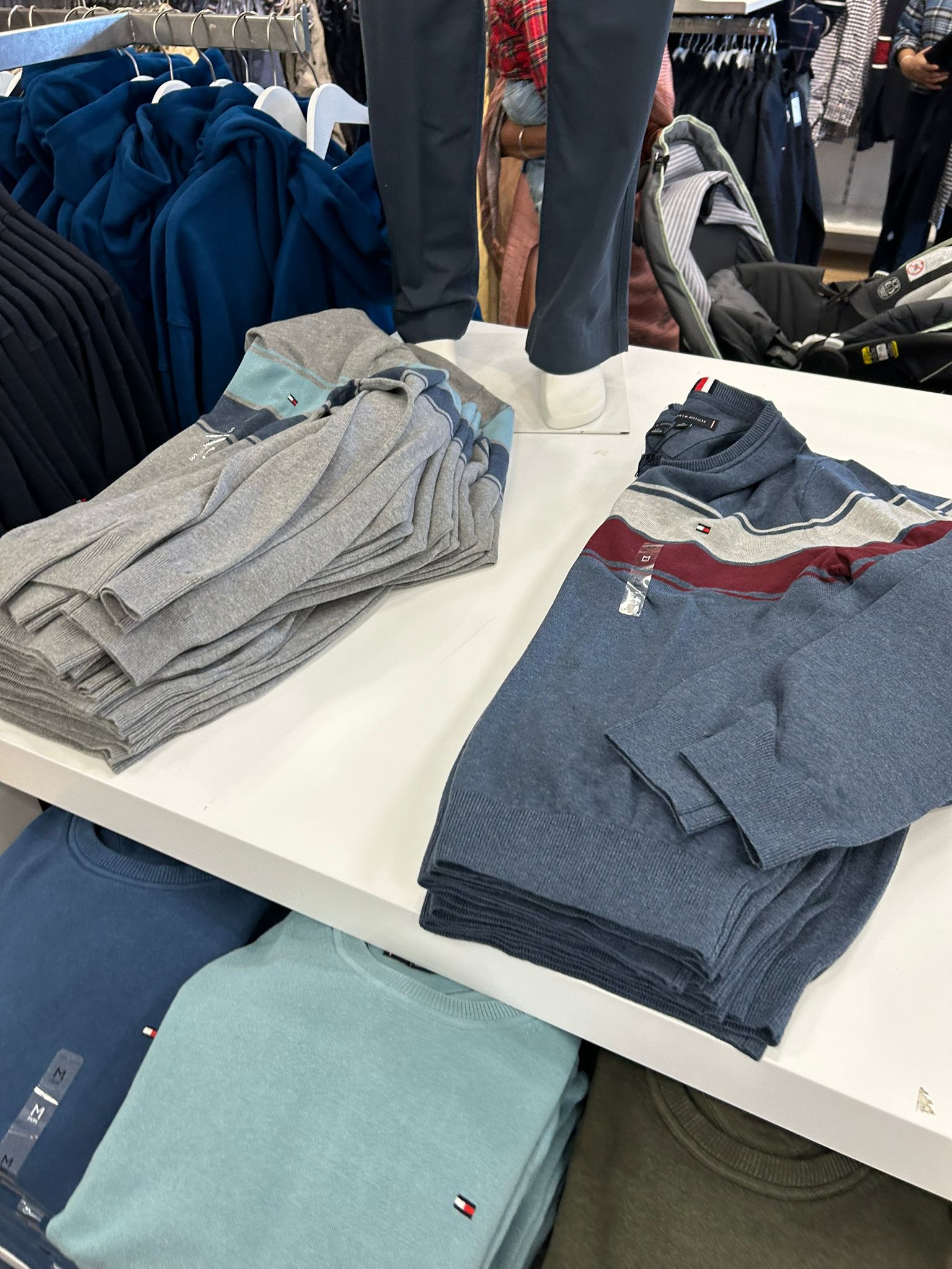 MENS' TOMMY Block-Stripe Crewneck Sweater /Blue Heather