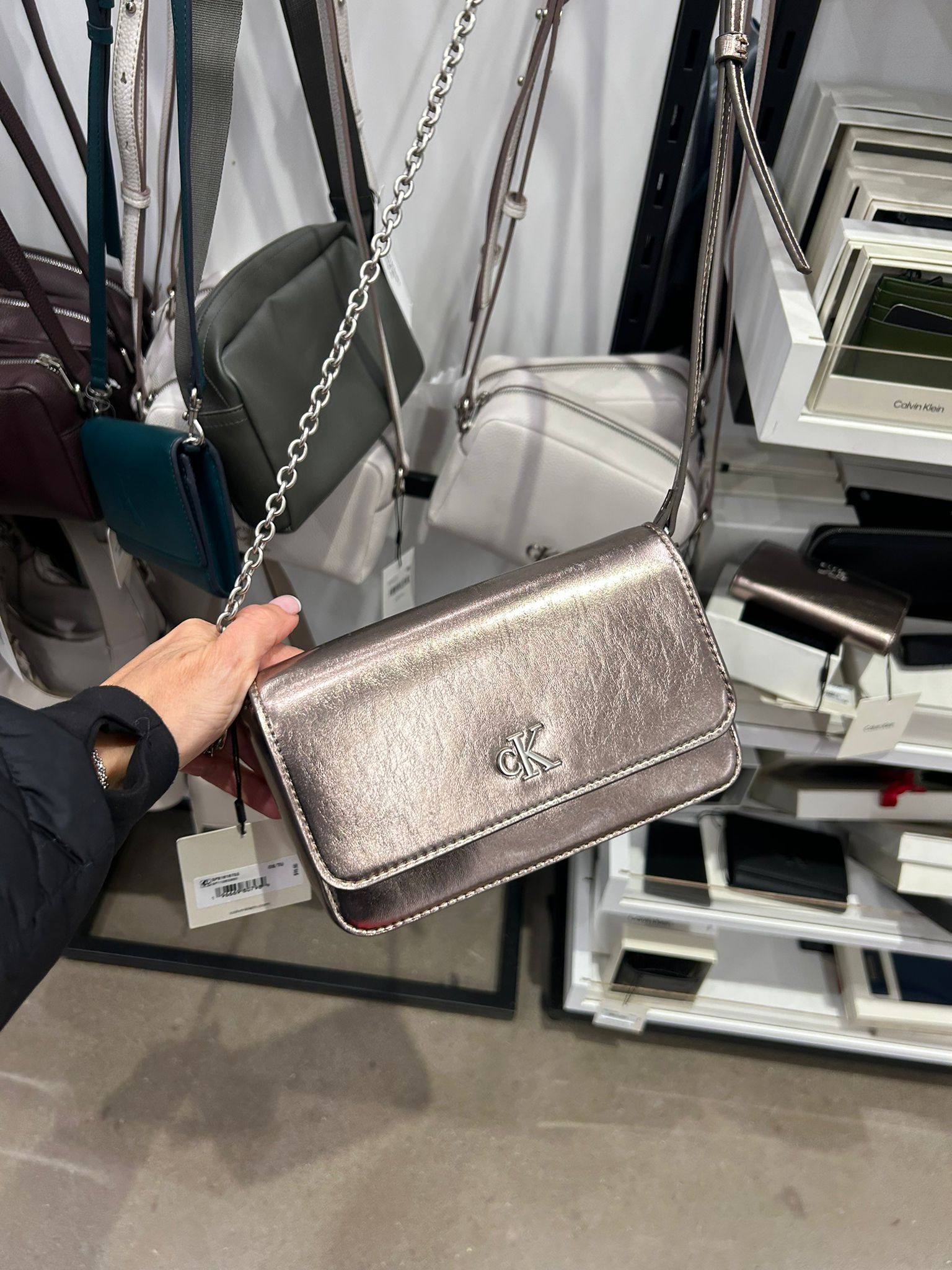 Calvin klein Womens' Archive Hardware Flap Crossbody Bag.