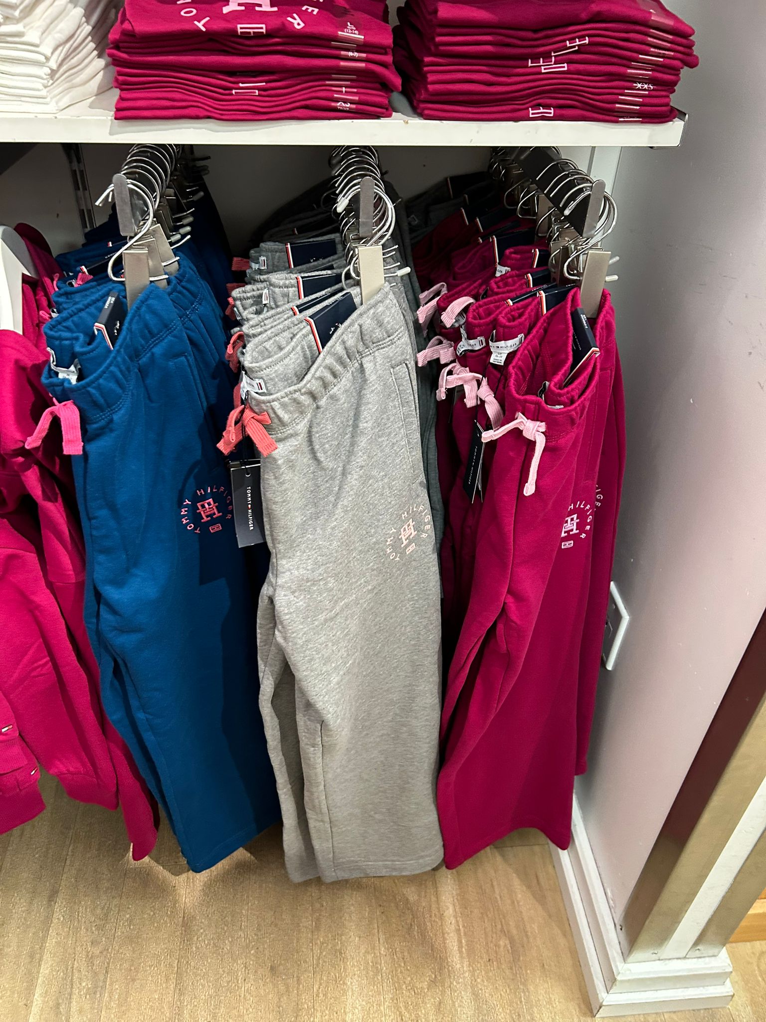 TOMMY Girls Wide-Leg Circle Logo Sweatpant Italian Wine