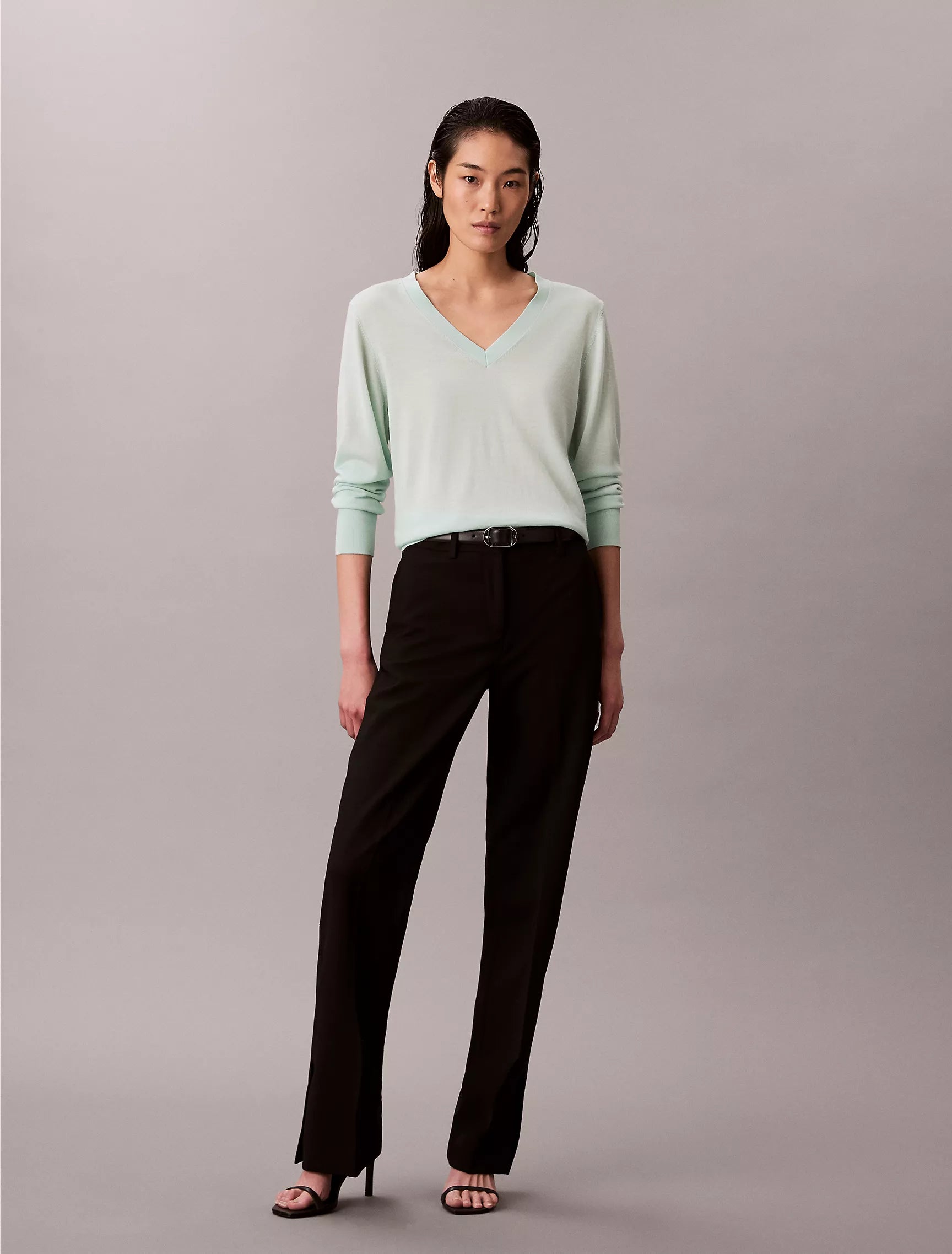 Calvin Klein WOMENS' Merino Wool V-Neck Sweater Moonlight Jade