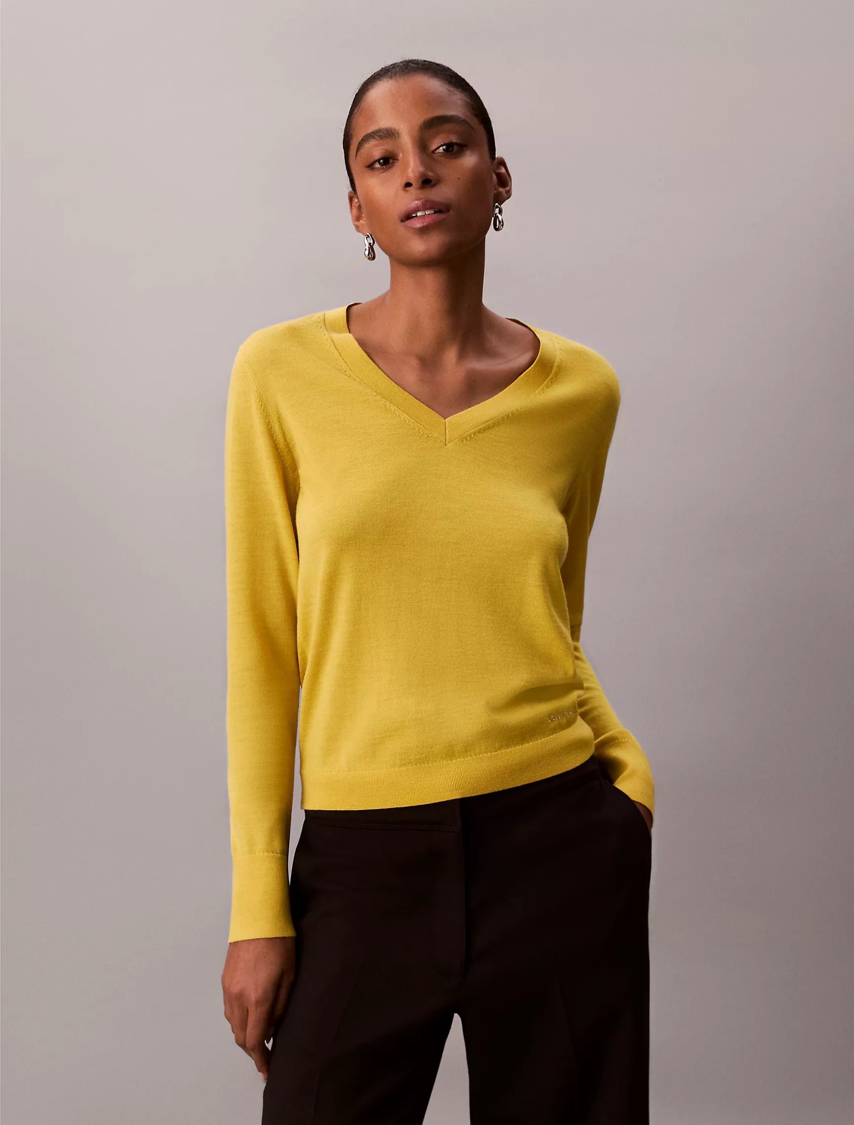 Calvin Klein WOMENS' Merino Wool V-Neck Sweater Space Lime