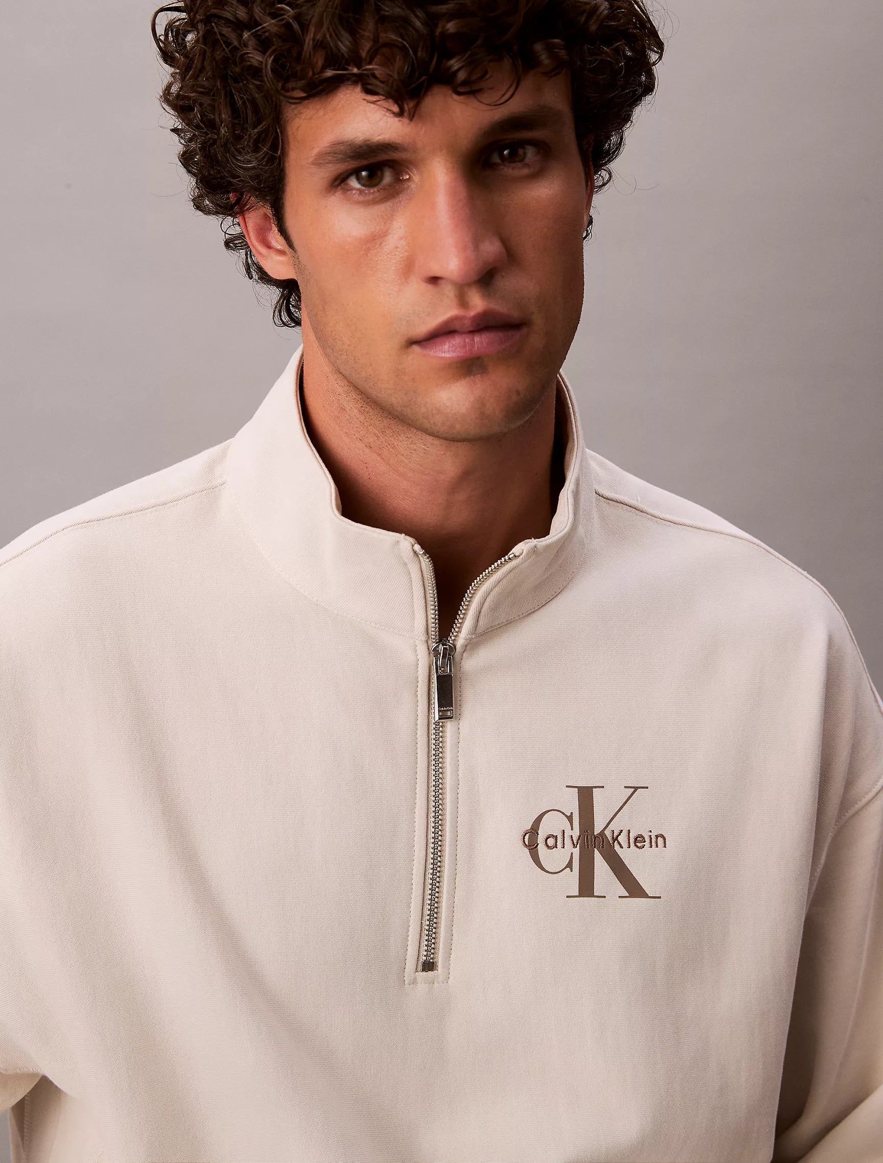CALVIN KLEIN Mens' Monologo Premium Terry Quarter Zip Sweatshirt Chalk