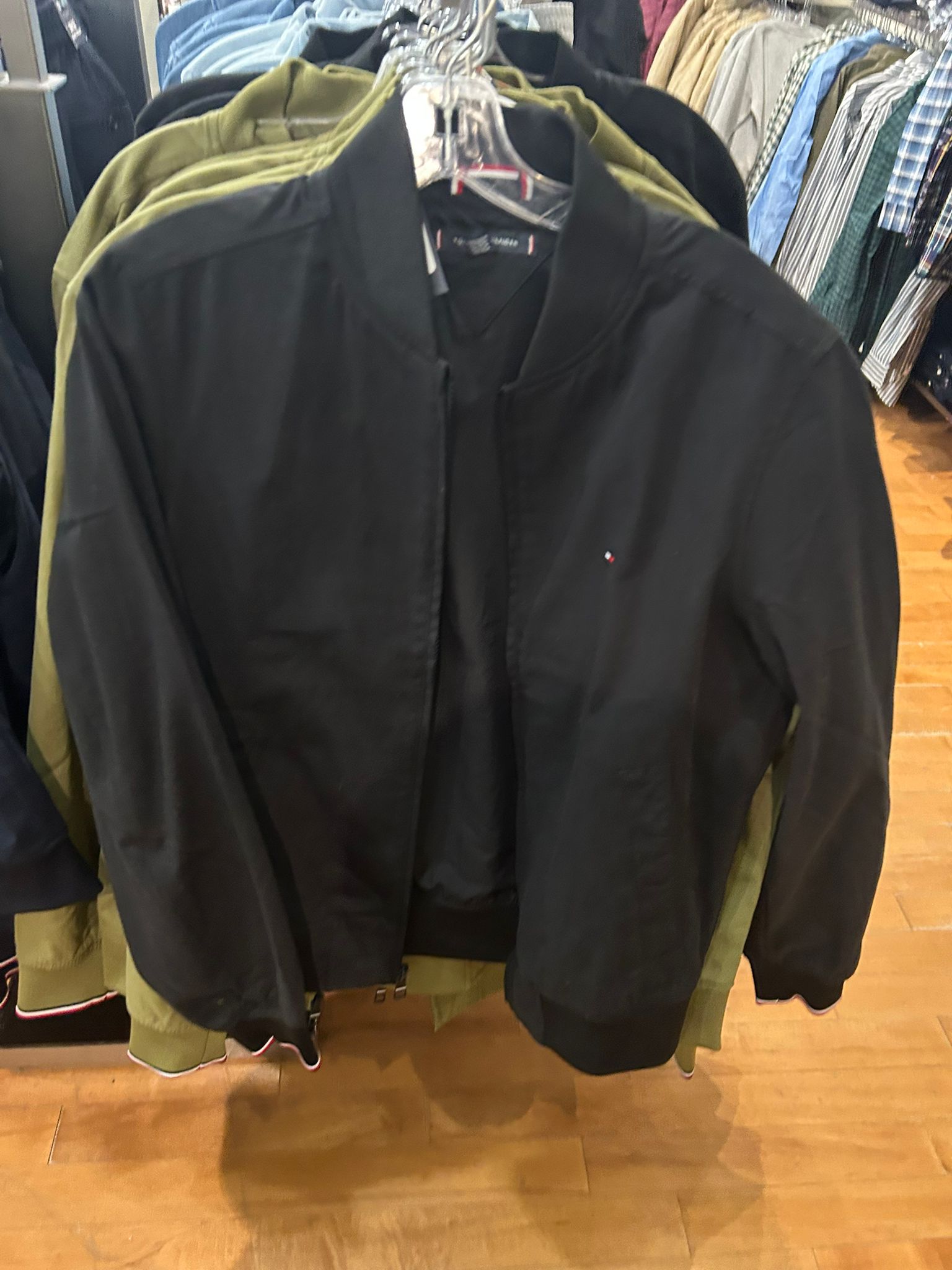 Tommy Mens' Lightweight Twill Bomber Jacket Black