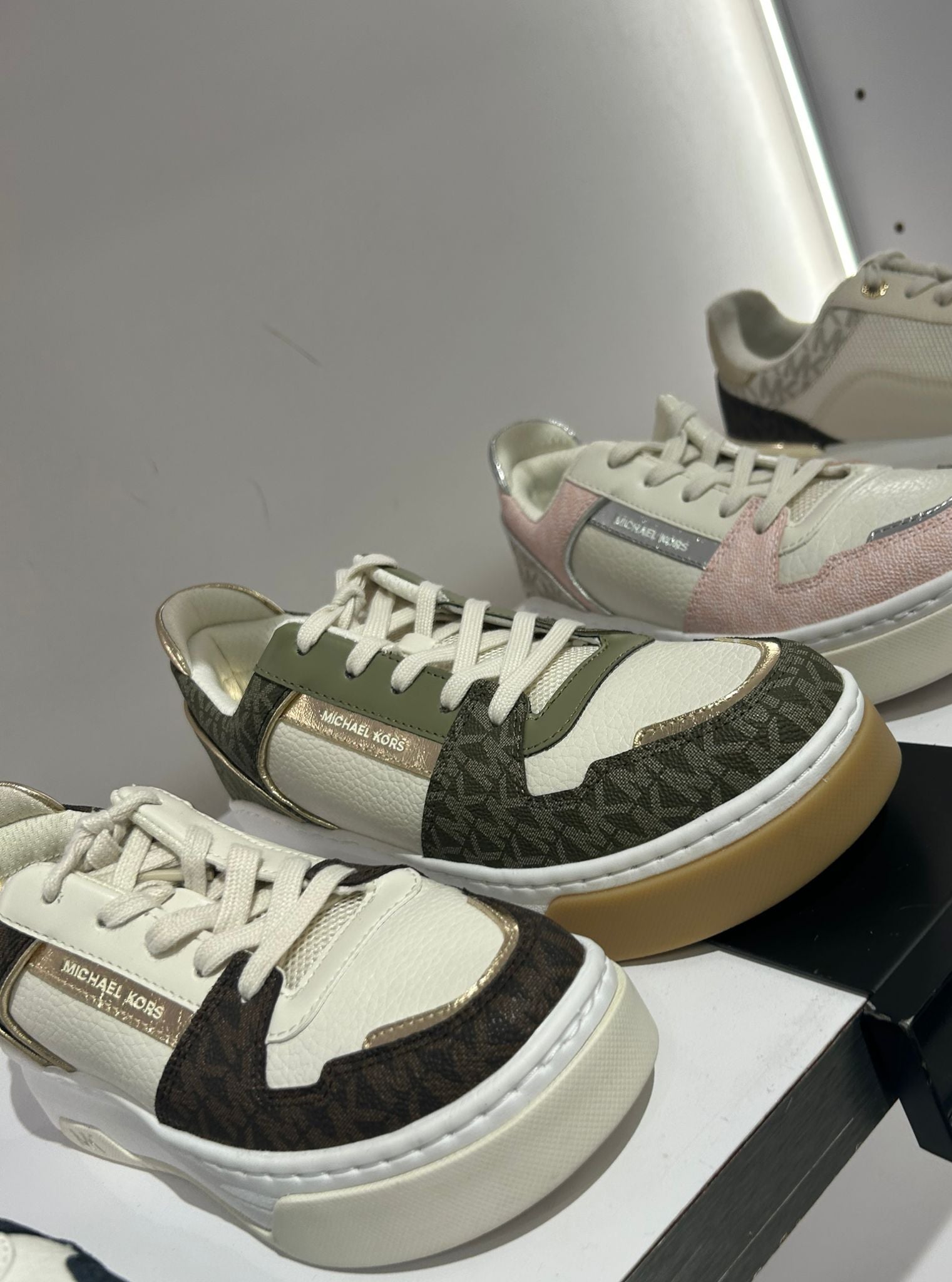 Michael Kors WOMENS' Lexi Mixed-Media Sneaker POWDER BLUSH