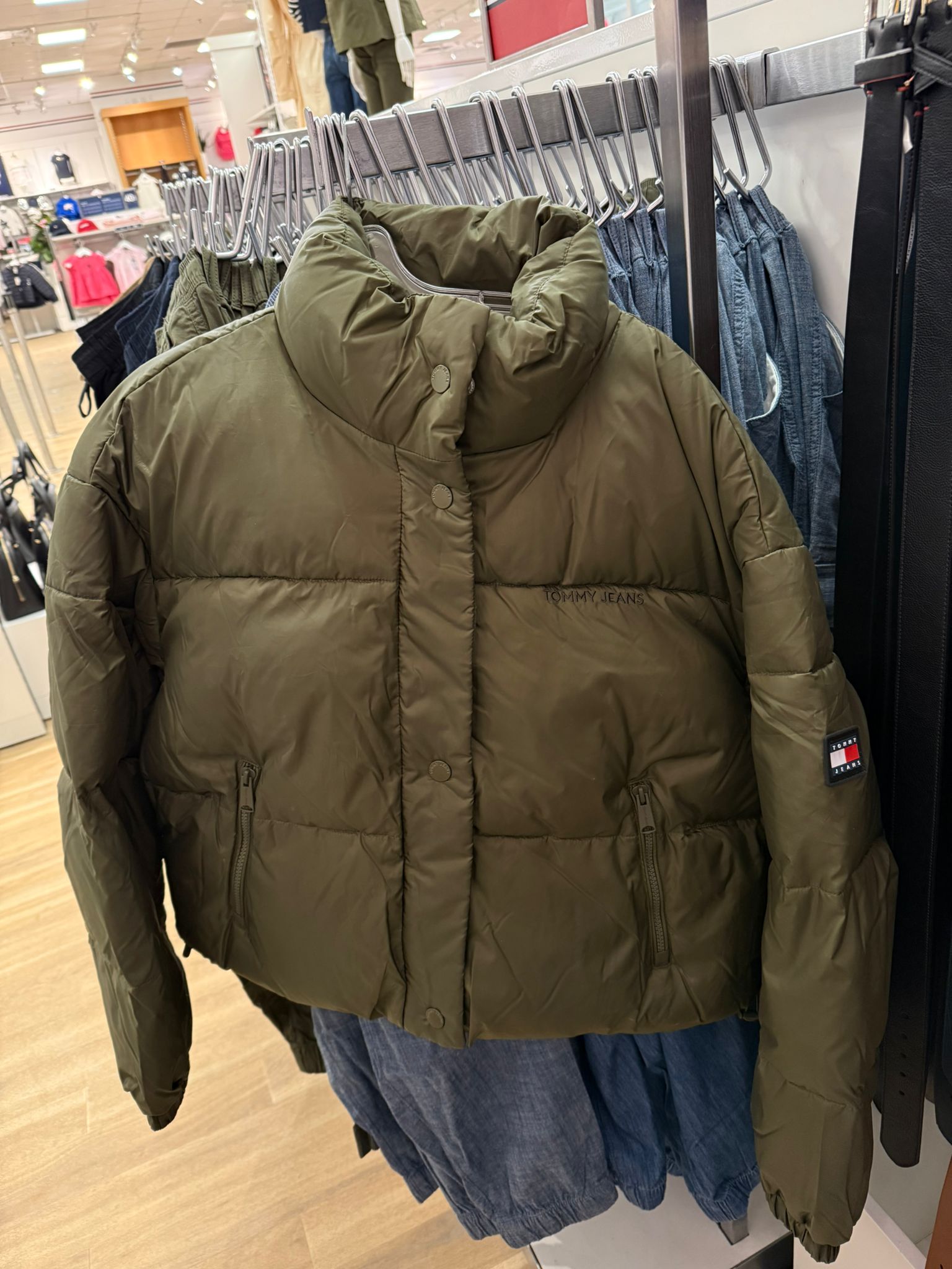 WOMENS' Tommy Jeans CROP PUFFER - Winter jacket