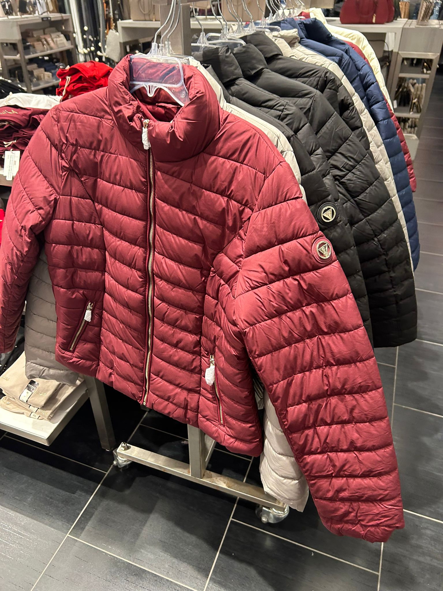 Guess WOMENS' Zalcon Puffer Jacket Red