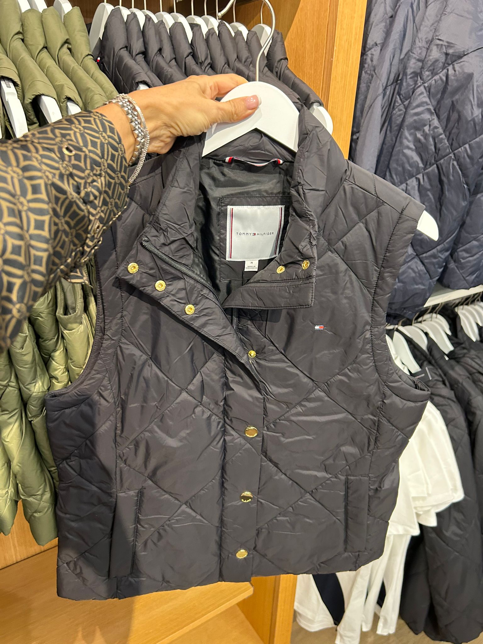 TOMMY WOMENS' Padded Quilted Vest BLACK