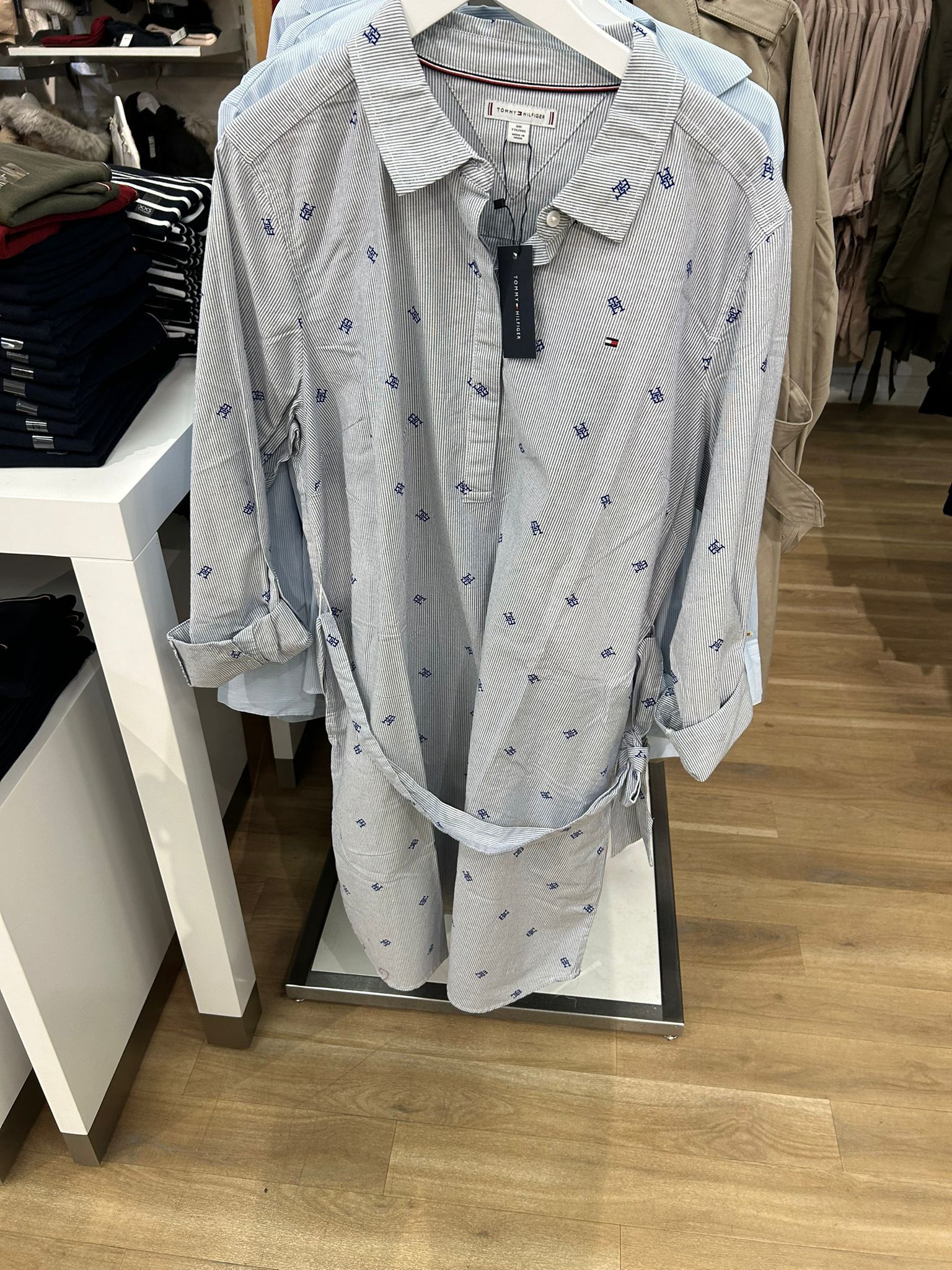 WOMENS' TH Logo Print Oxford Pullover Shirtdress