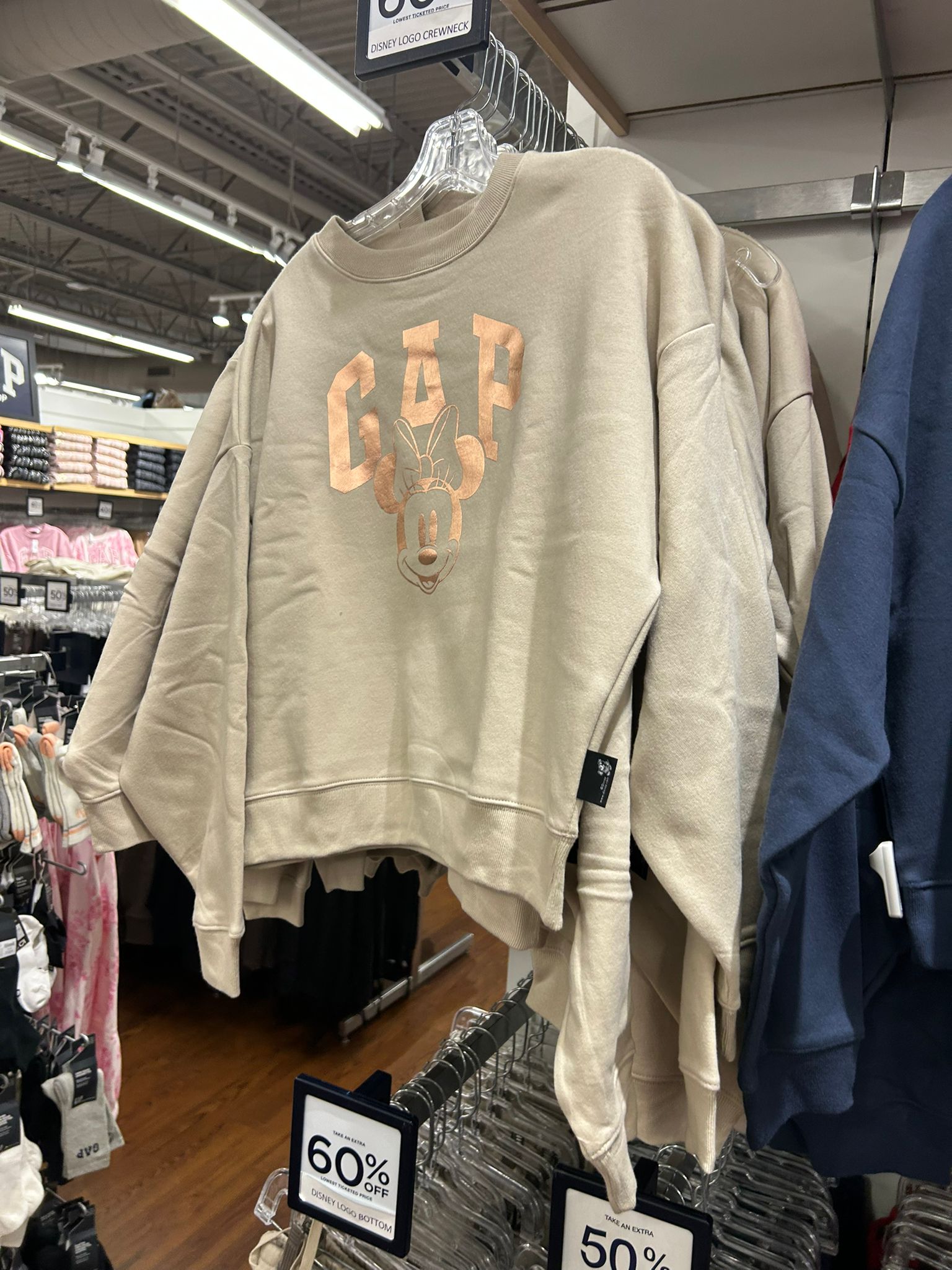 Womens' Gap × Disney Minnie Mouse Oversized Logo Sweatshirt