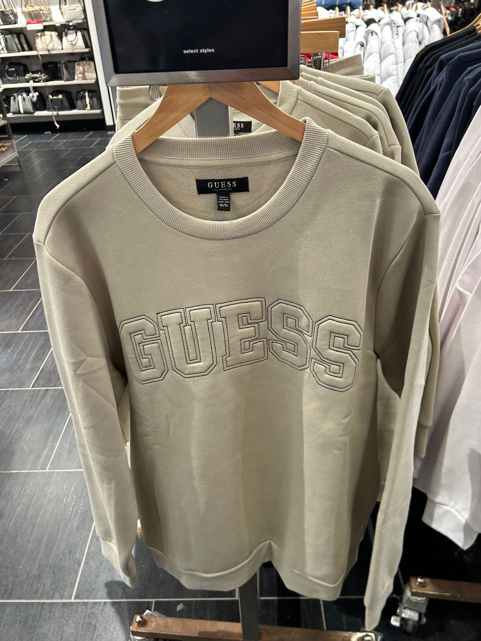 GUESS Mens' Saul Logo Crewneck Pullover Gray