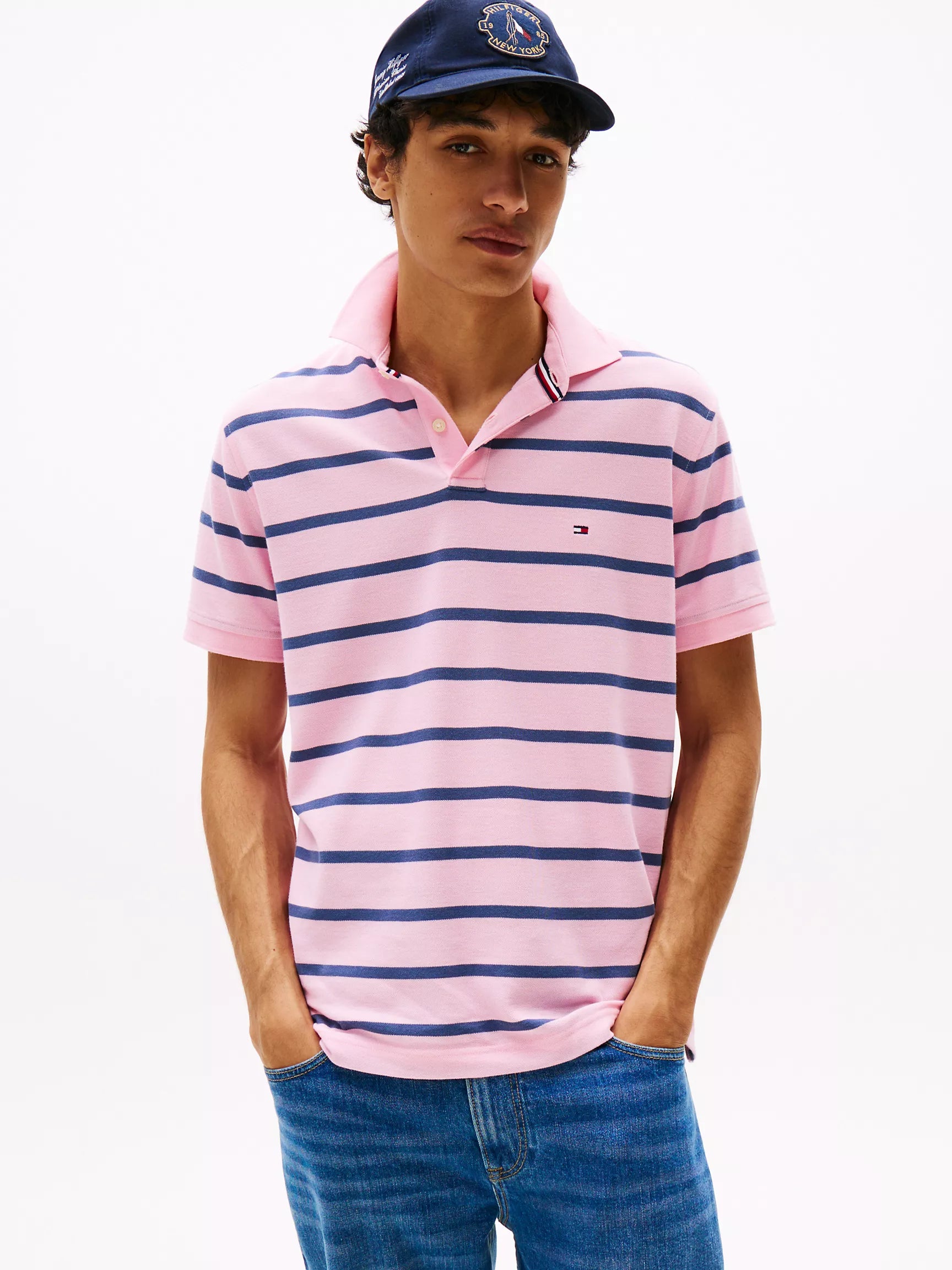 Tommy Mens' Regular Fit Stripe Wicking Polo/ Classic Pink Stripe