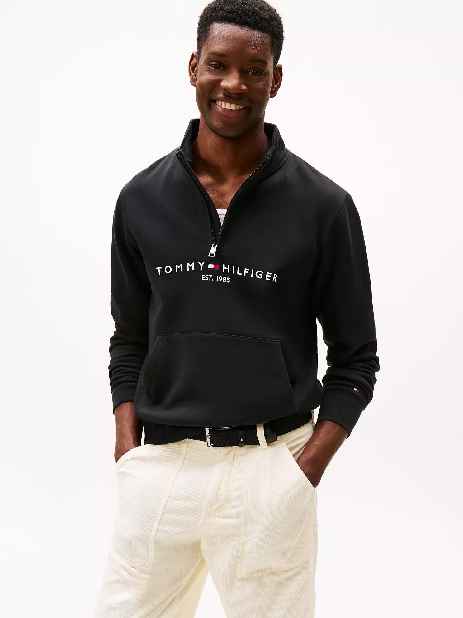 Tommy Mens'Embroidered Tommy Logo Quarter-Zip BLACK