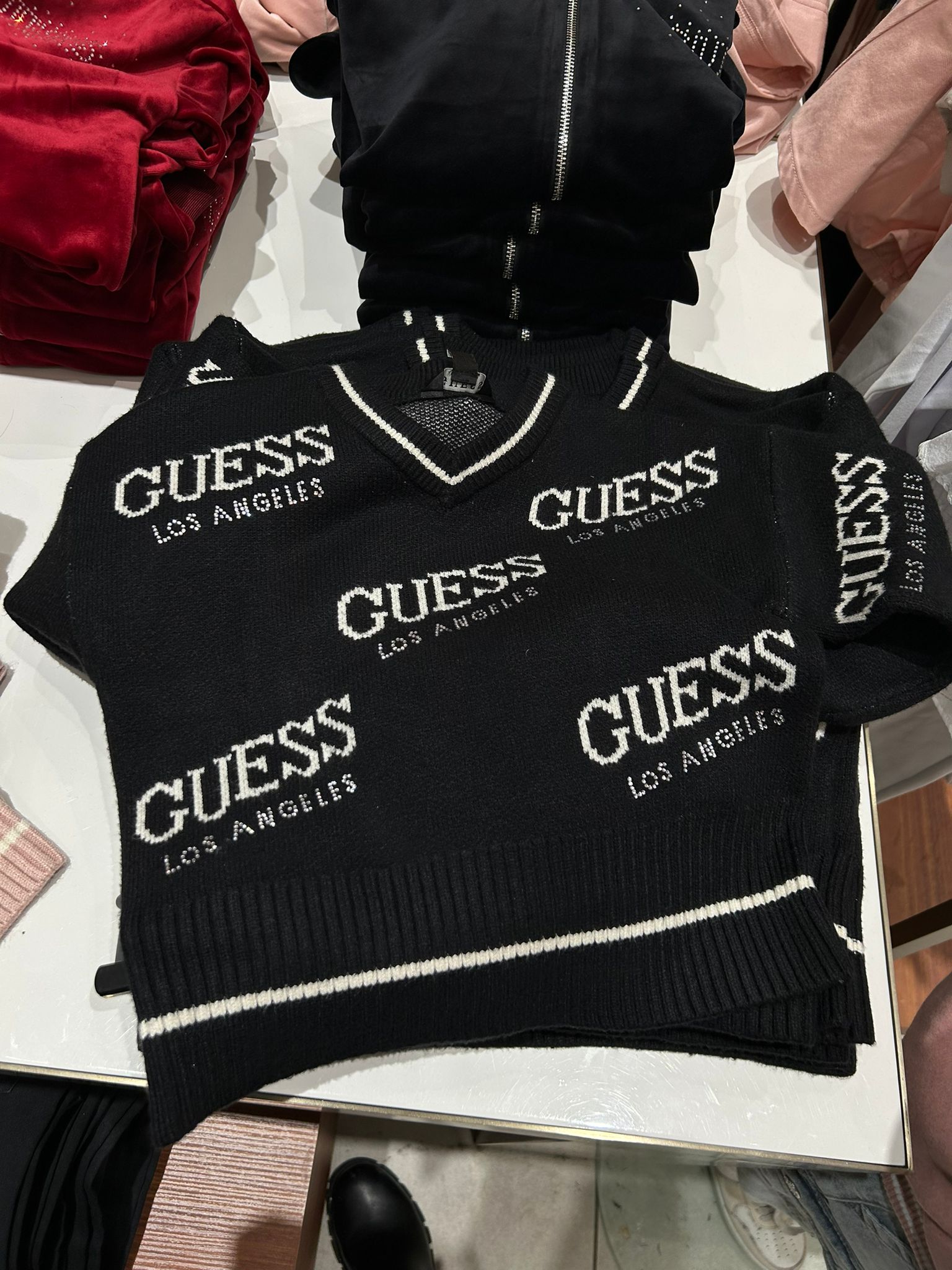 Guess Girls Dateryn V-Neck Sweater (7-14) Black