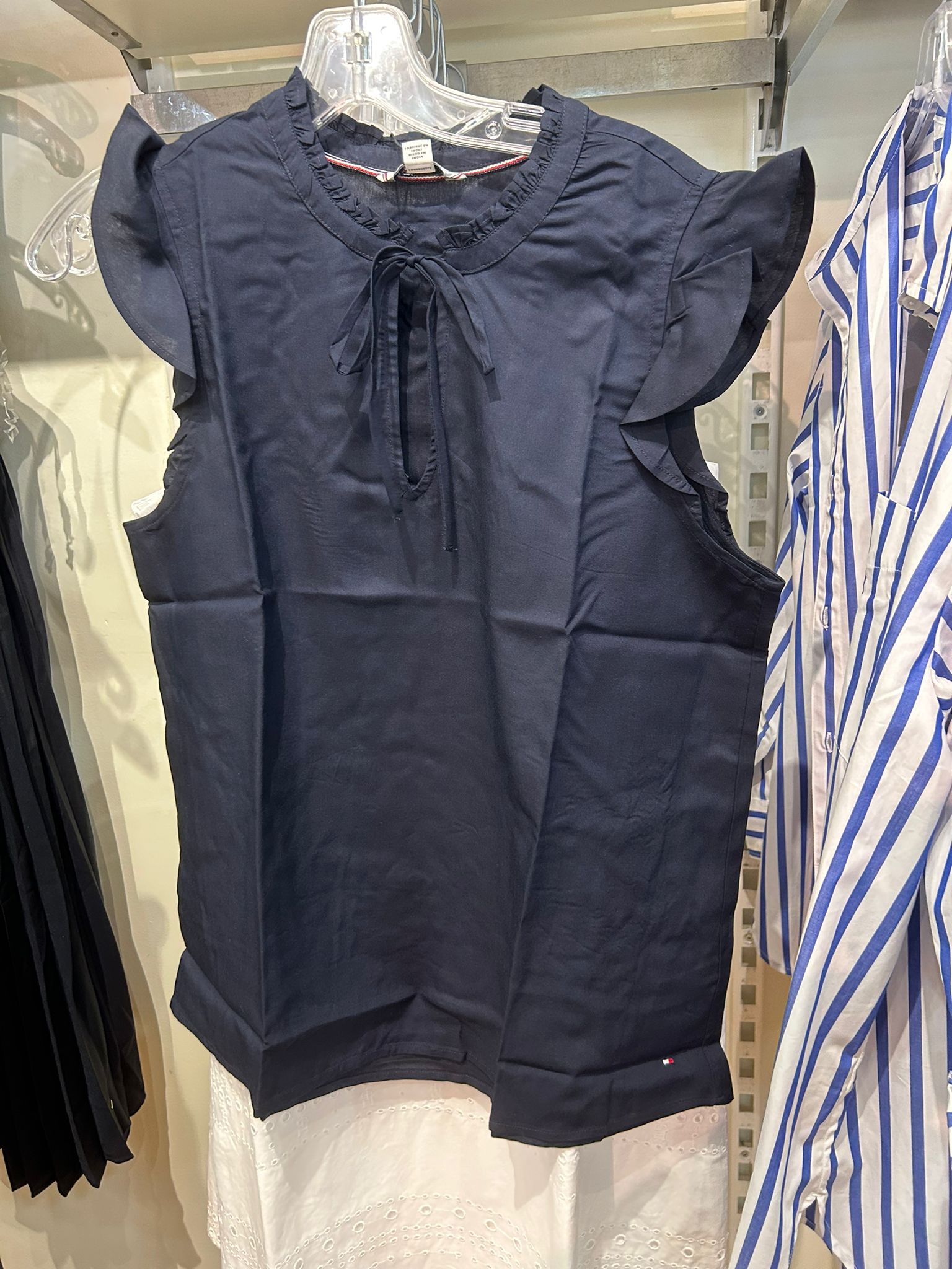 Women Tommys' Solid Flutter-Sleeve Ruffle Top/NAVY