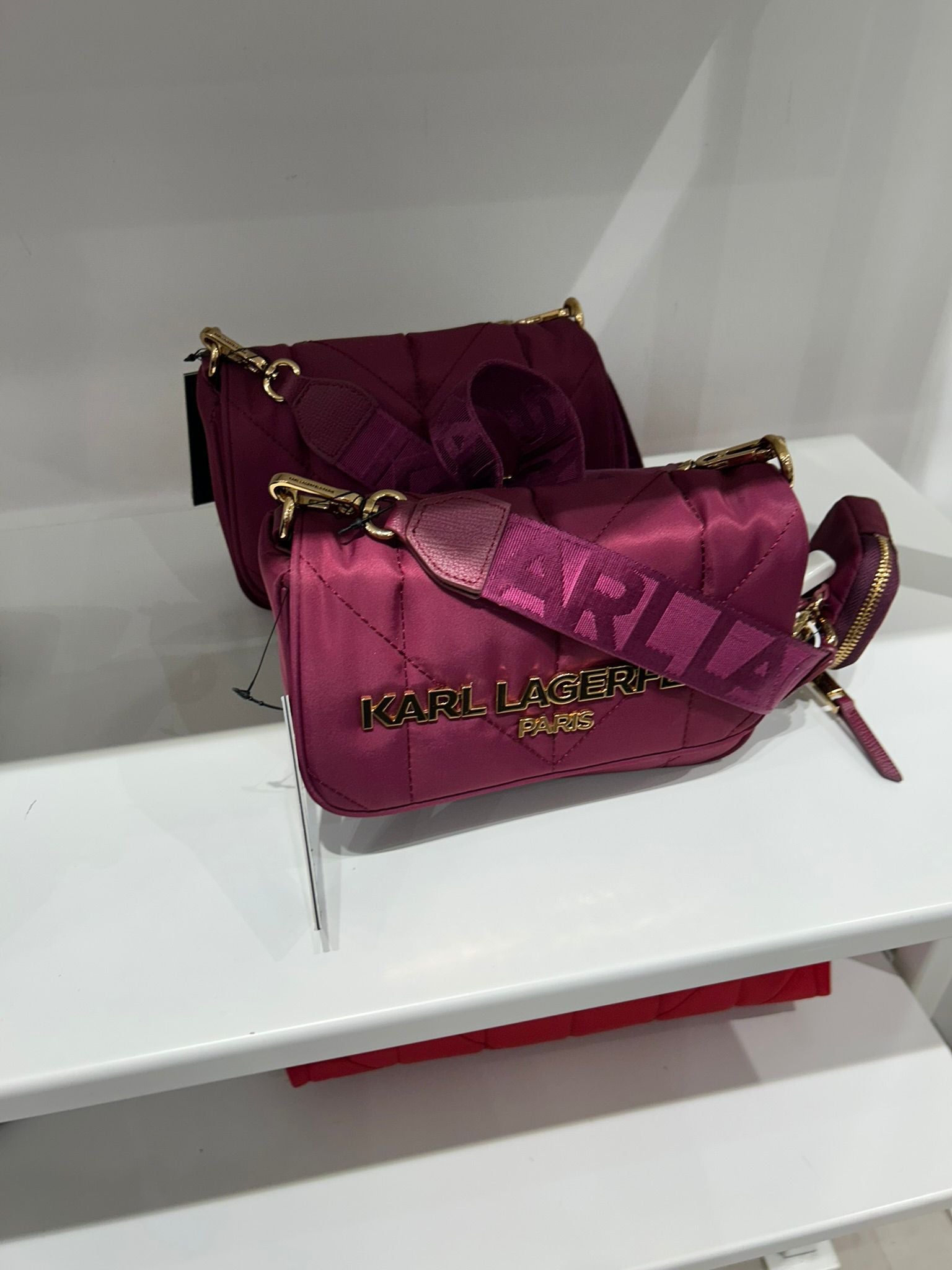 Karl Lagerfeld Paris Womens' VOYAGE LOGO CROSSBODY Wine