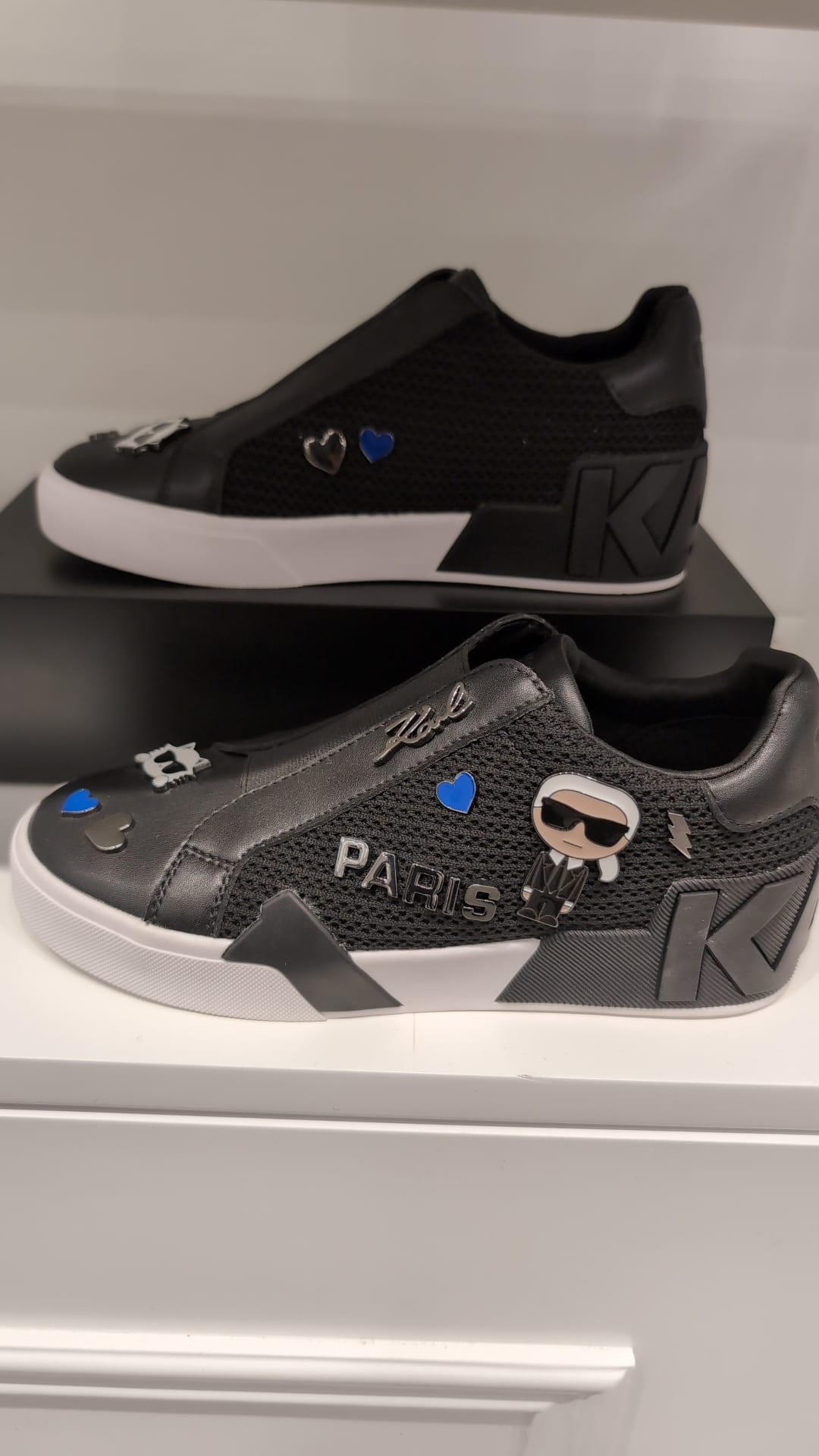 KARL Lagerfeld Paris WOMENS' MAVISE SNEAKER