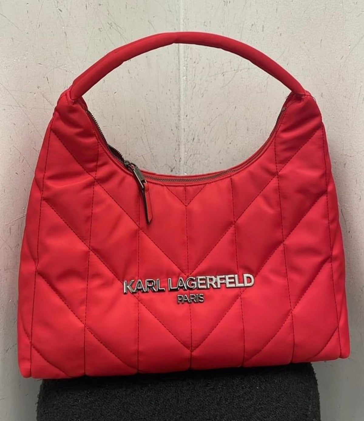 Women's KARL VOYAGE MED TOTE NYLON Red