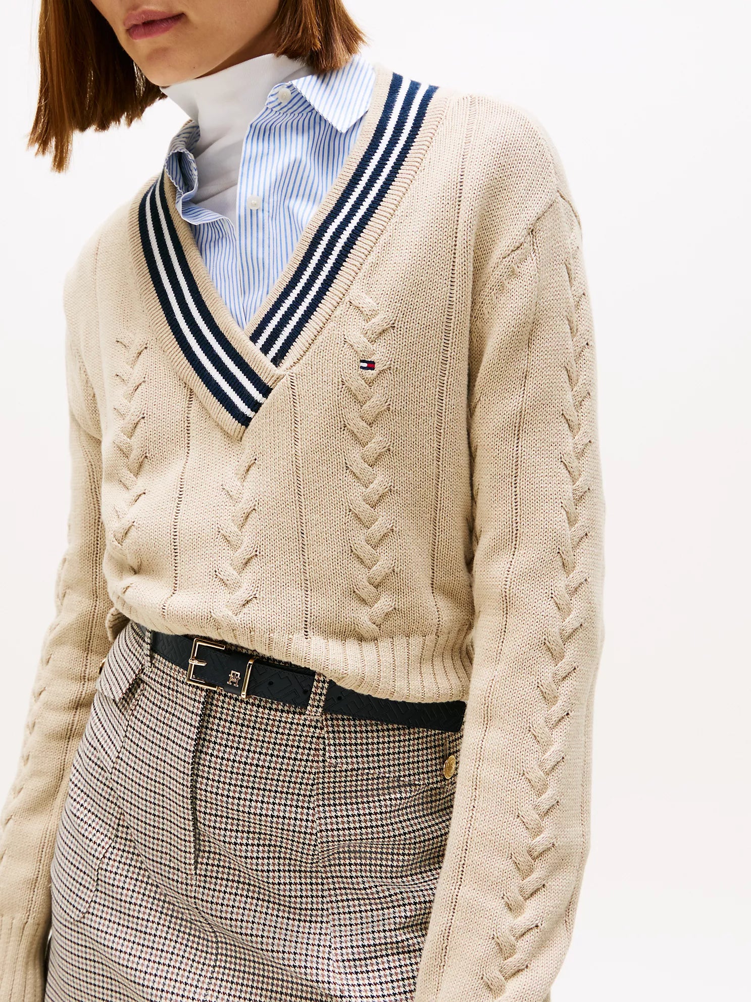 Womens' TOMMY Cable Knit V-Neck Sweater Sandalwood