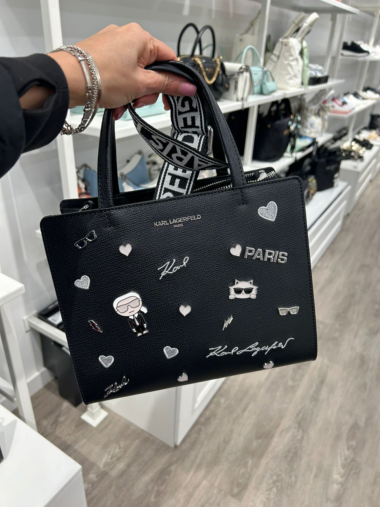 MAYBELLE SATCHEL WITH PINS-Black