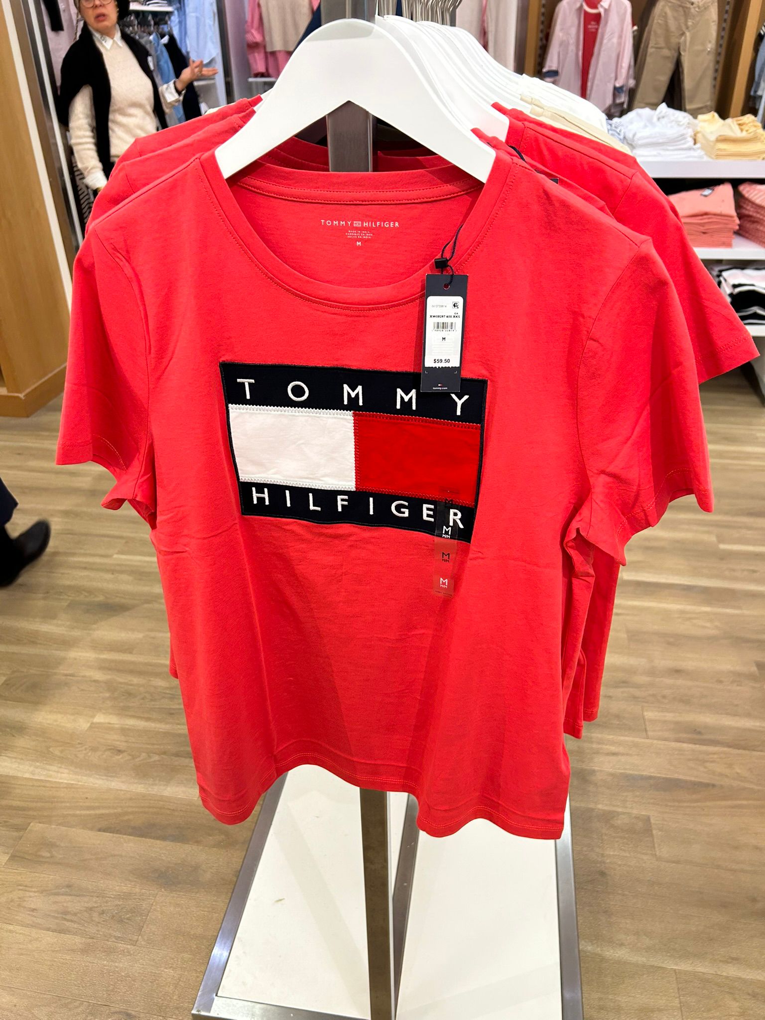 Tommy Flag Logo T-Shirt-Primary Red