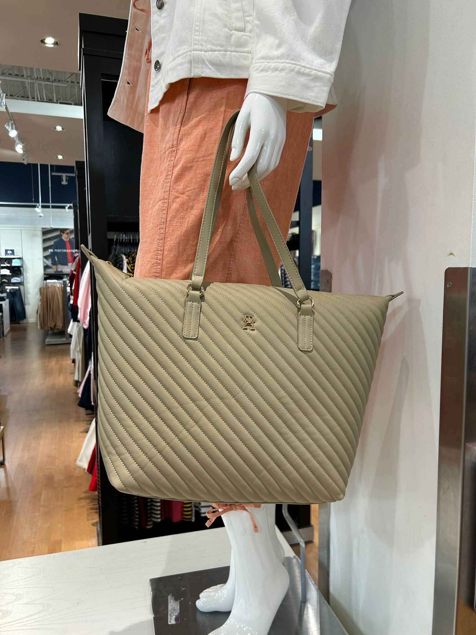 Hilfiger Women Bowling Tote Bag with Quilted-Beige