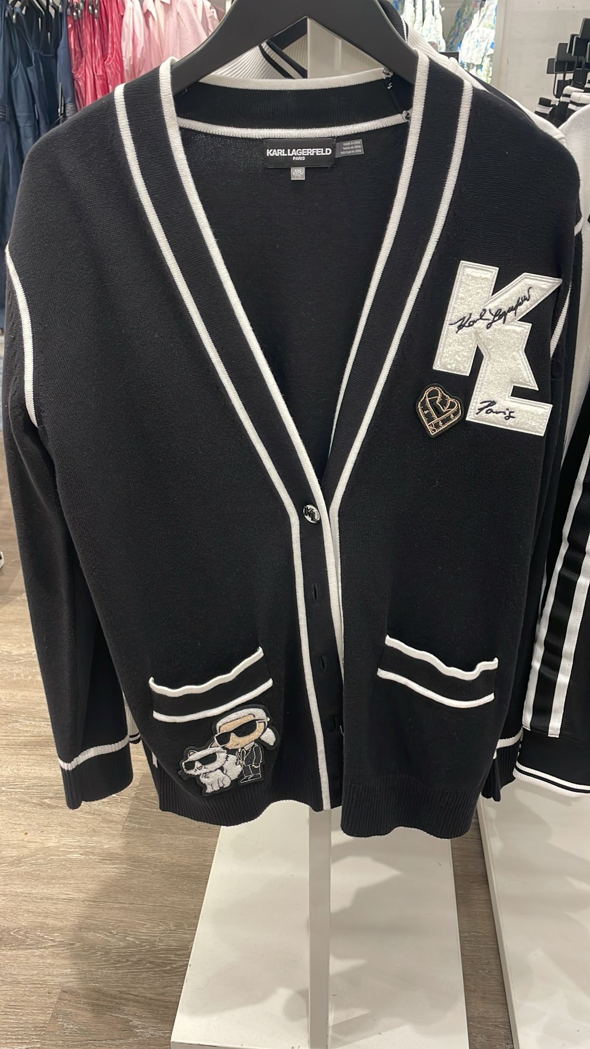 KARL LAGERFELD WOMEN'S LONG SLEEVE VARSITY PATCH CARDIGAN-Black