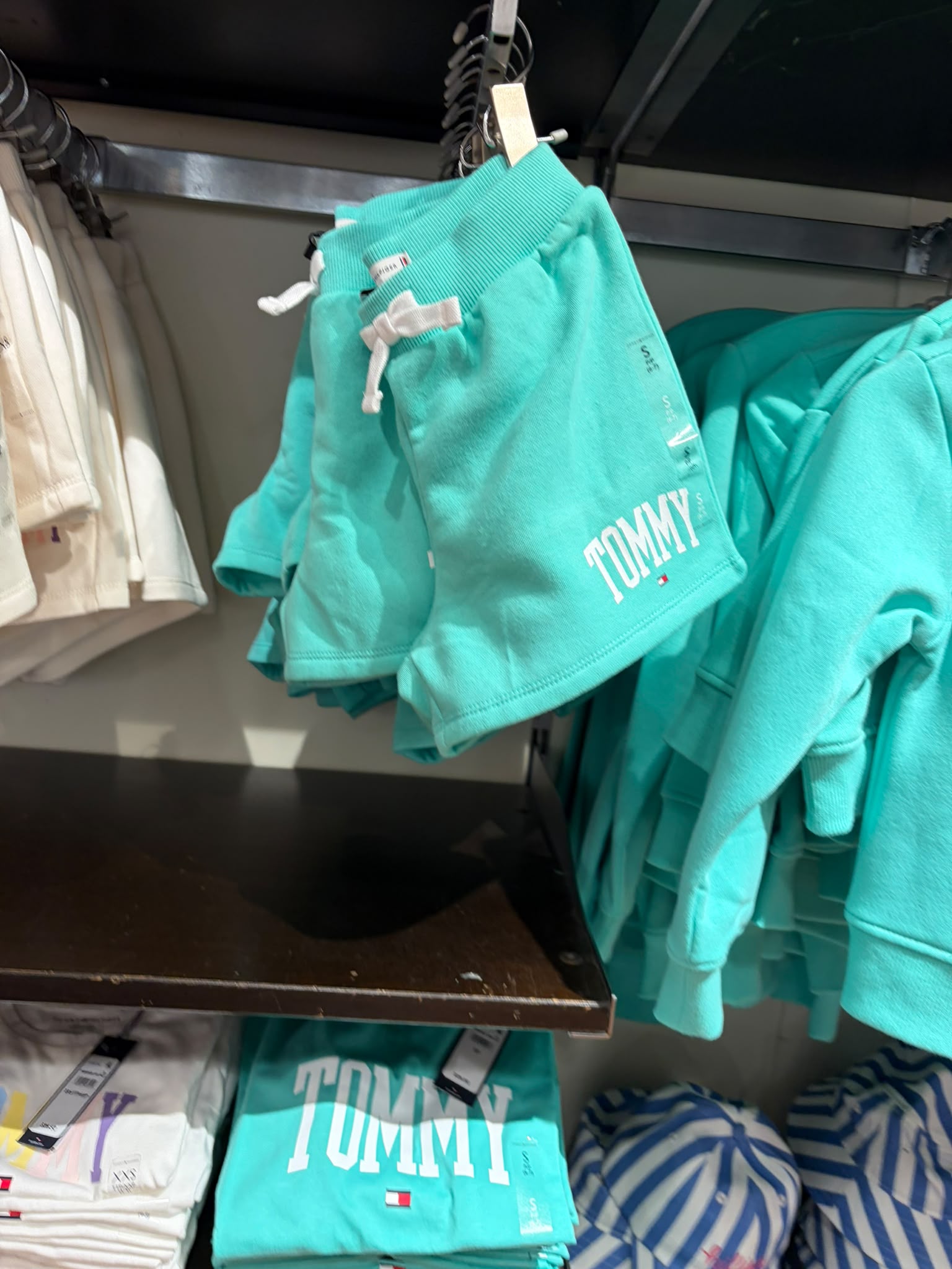 Girls' Tommy Logo Sweatshort-Light Jade Green