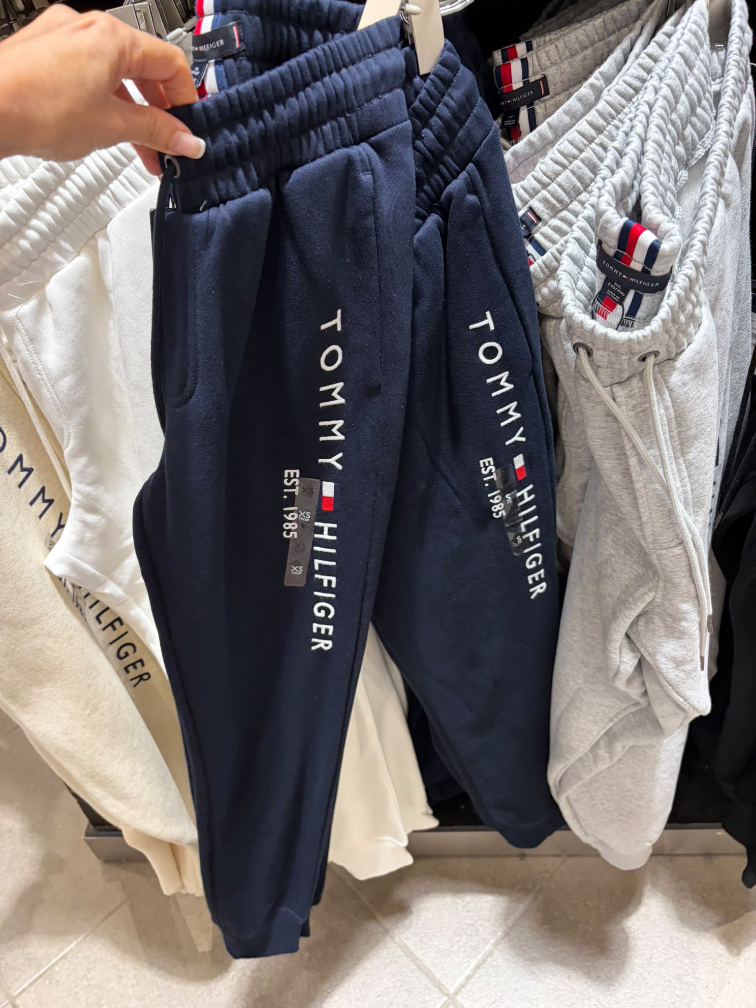 Tommy Mens' Logo Sweatpant-Navy