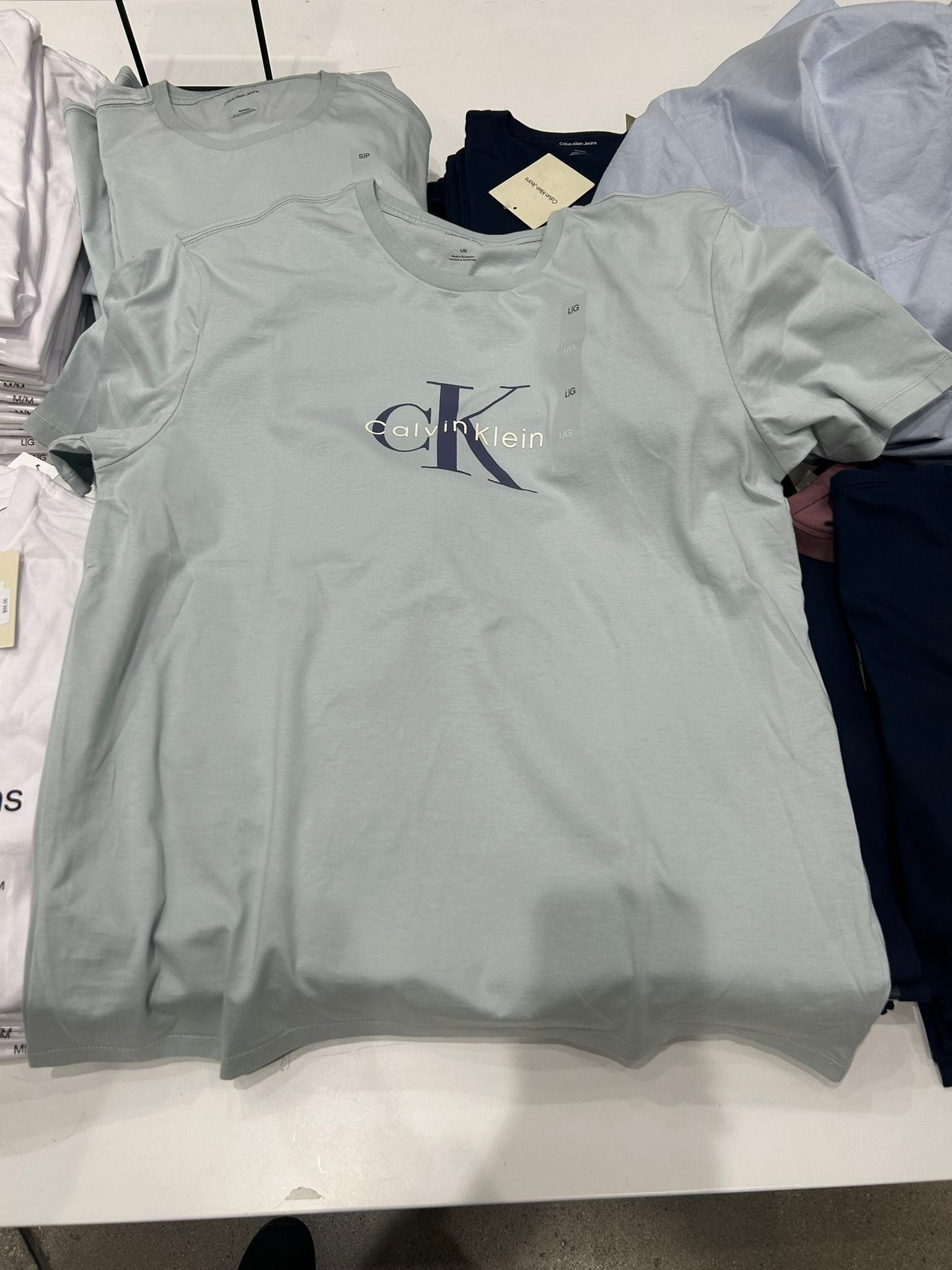 Calvin Klein Men's Jeans crew neck Tee-Blue Tint