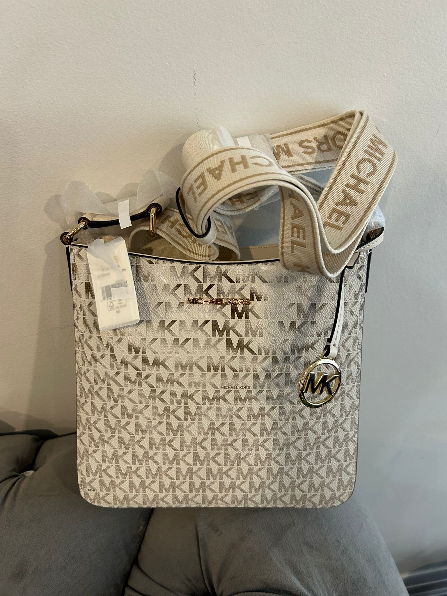Michael Kors Women's Jet Set Small Signature Logo Crossbody Bag-LT CRM MULTI