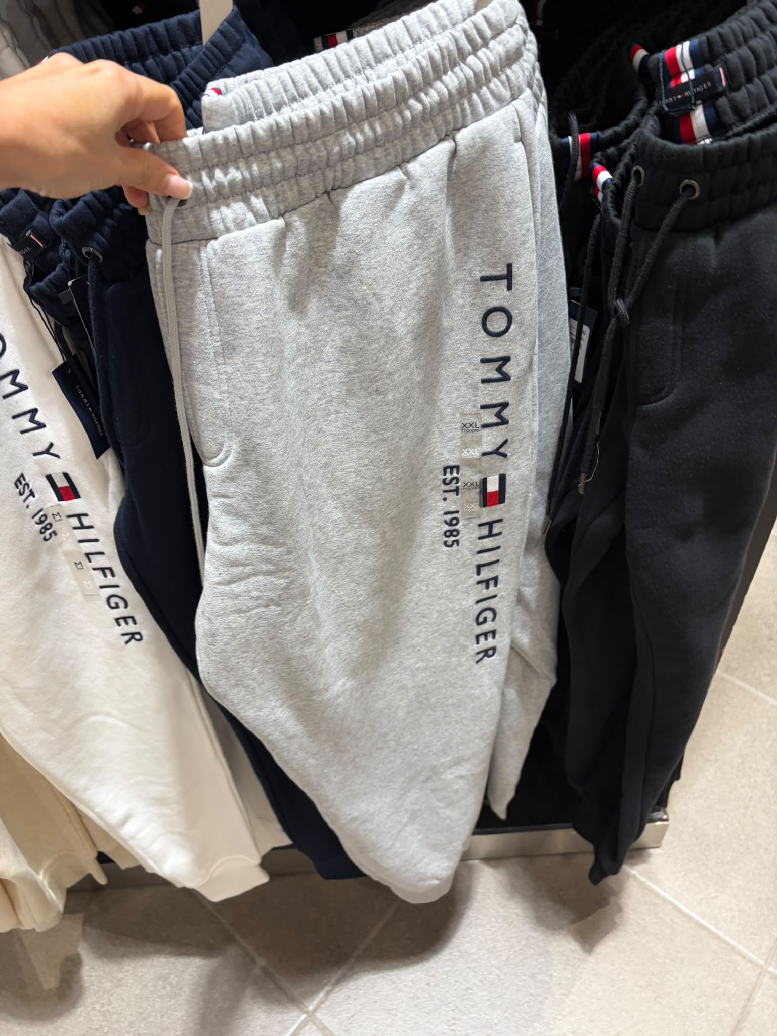 Tommy Mens' Logo Sweatpant-Grey Heather