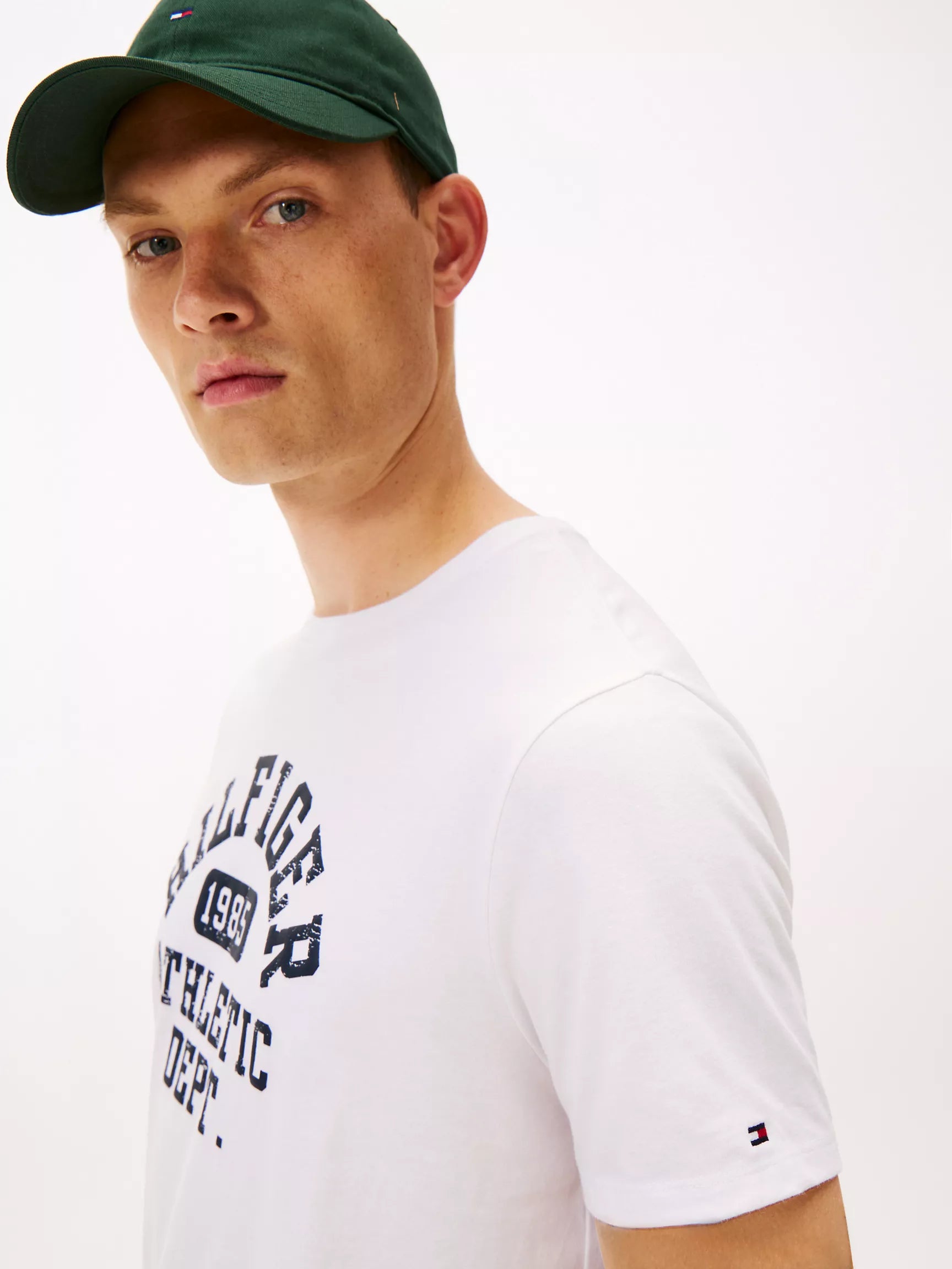 Tommy Hilfiger MENS' Hilfiger 1985 Athletic Logo T-Shirt Optic White