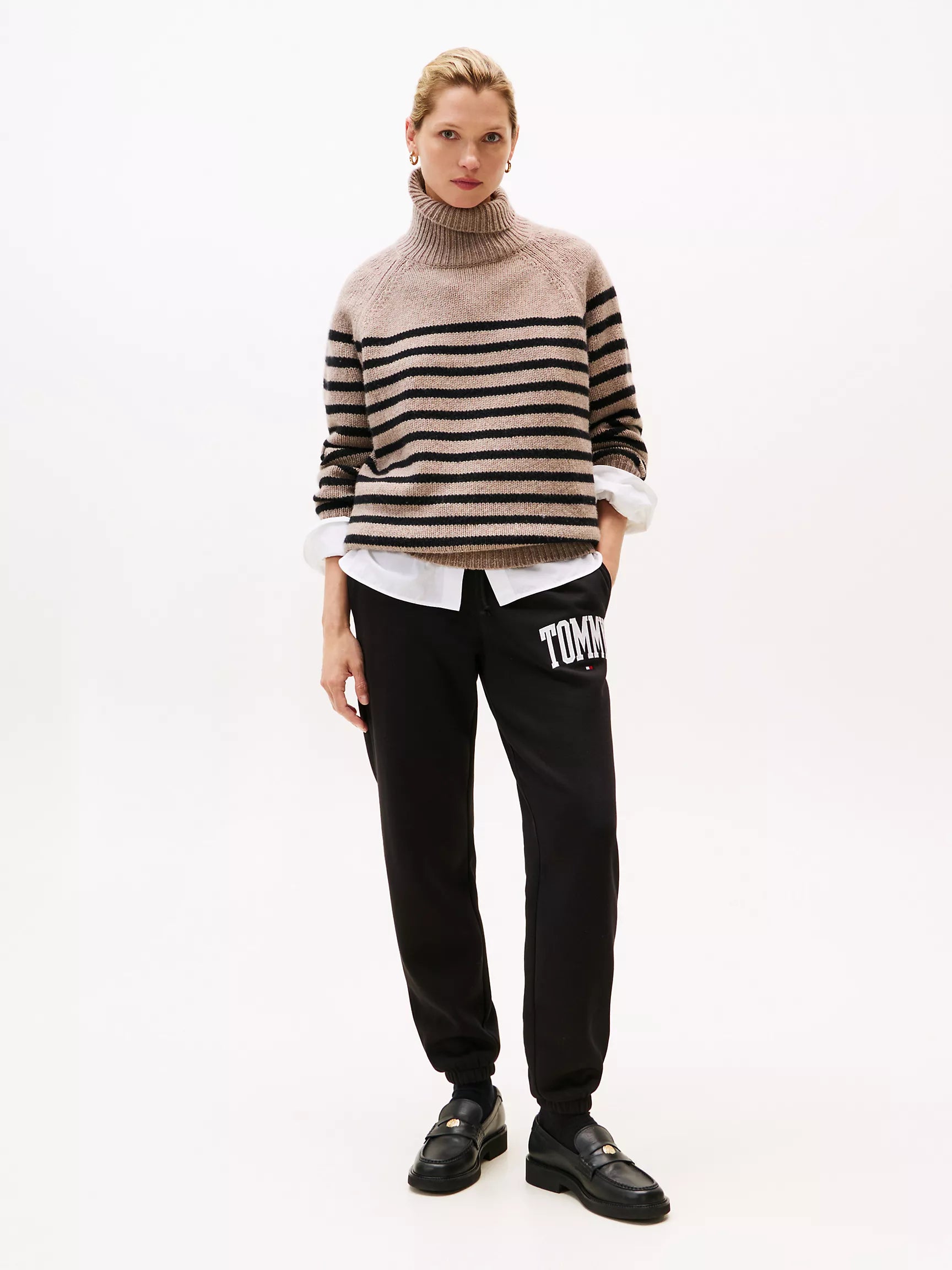Tommy Womens' Varsity Tommy Logo Sweatpant/ BLACK