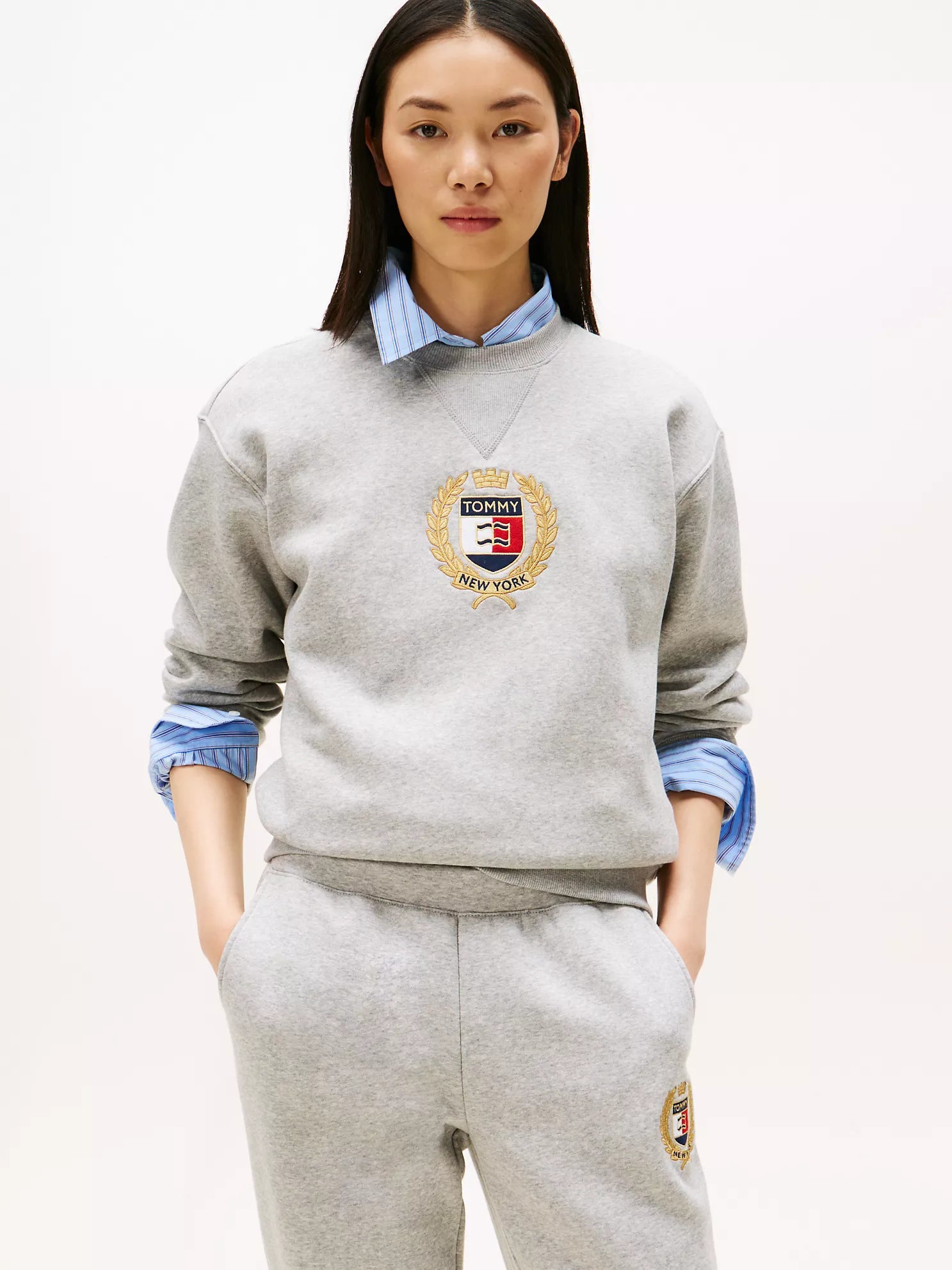 Tommy Womens' Crest Logo Fleece Sweatshirt Grey
