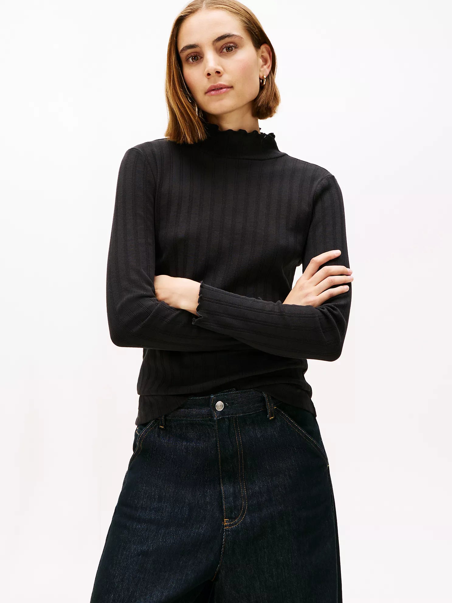 Womens' Tommy Lettuce-Trim Pointelle Turtleneck T-Shirt Black