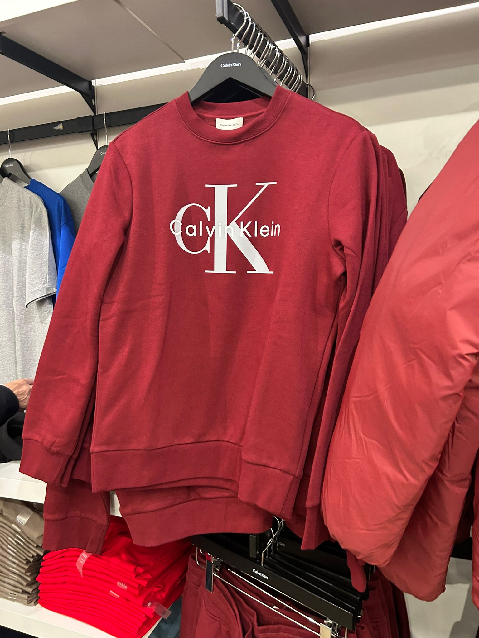 CALVIN KLEIN Mens' Monologo Fleece Crewneck Sweatshirt Renaissance Red