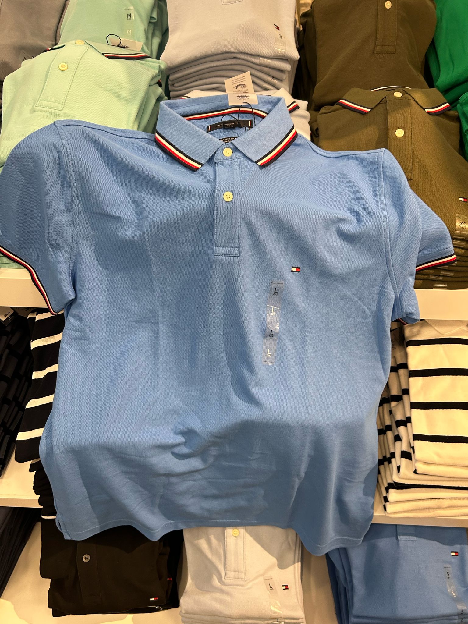 Tommy Mens' Regular Fit Tommy Wicking Polo