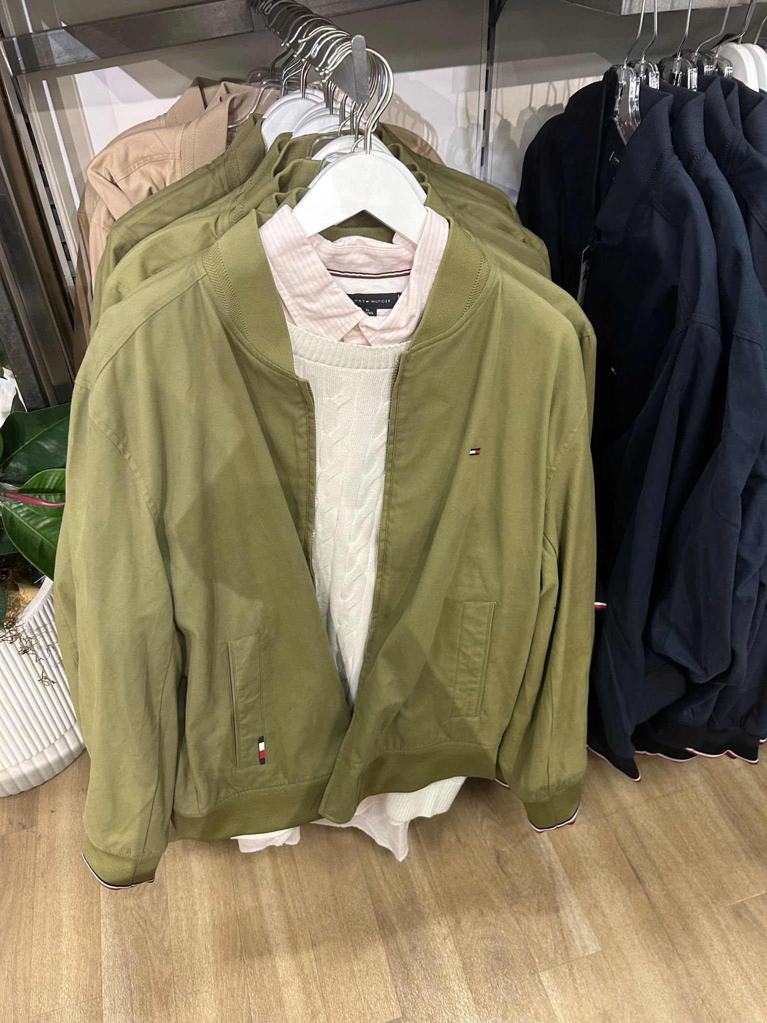 Tommy MENS' Lightweight Twill Bomber Uniform Olive