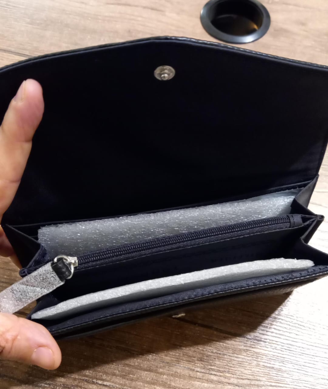 WOMENS' TOMMY HILFIGER TH FLAP WOMEN WALLET