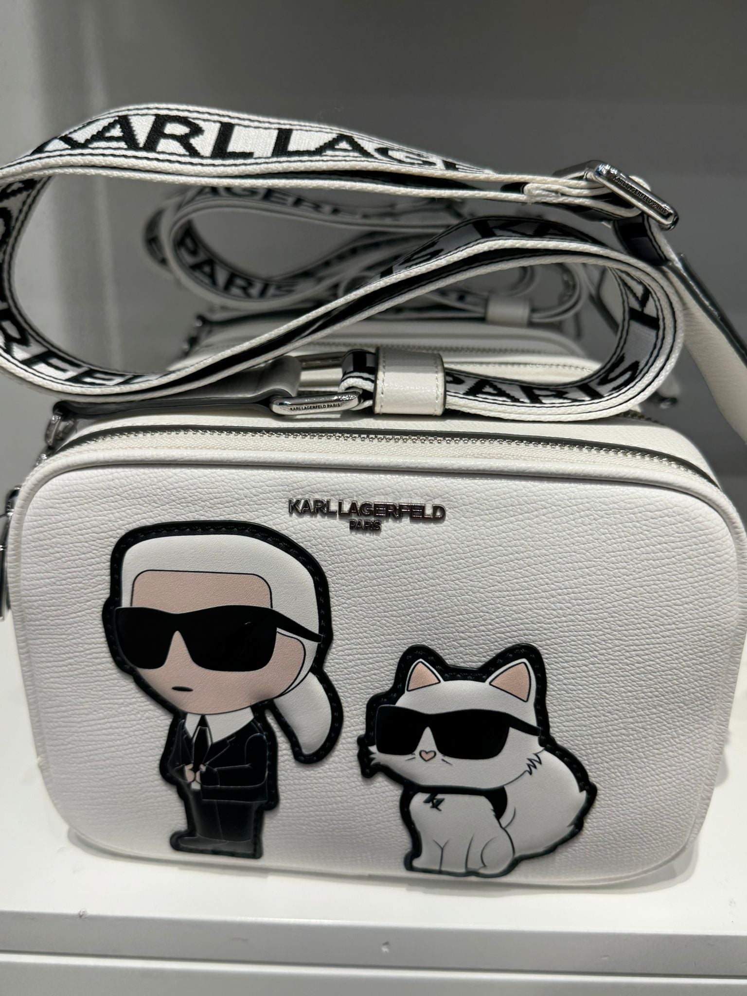 Karl Lagerfeld Paris Womens' MAYBELLE CAMERA CROSSBODY WHITE
