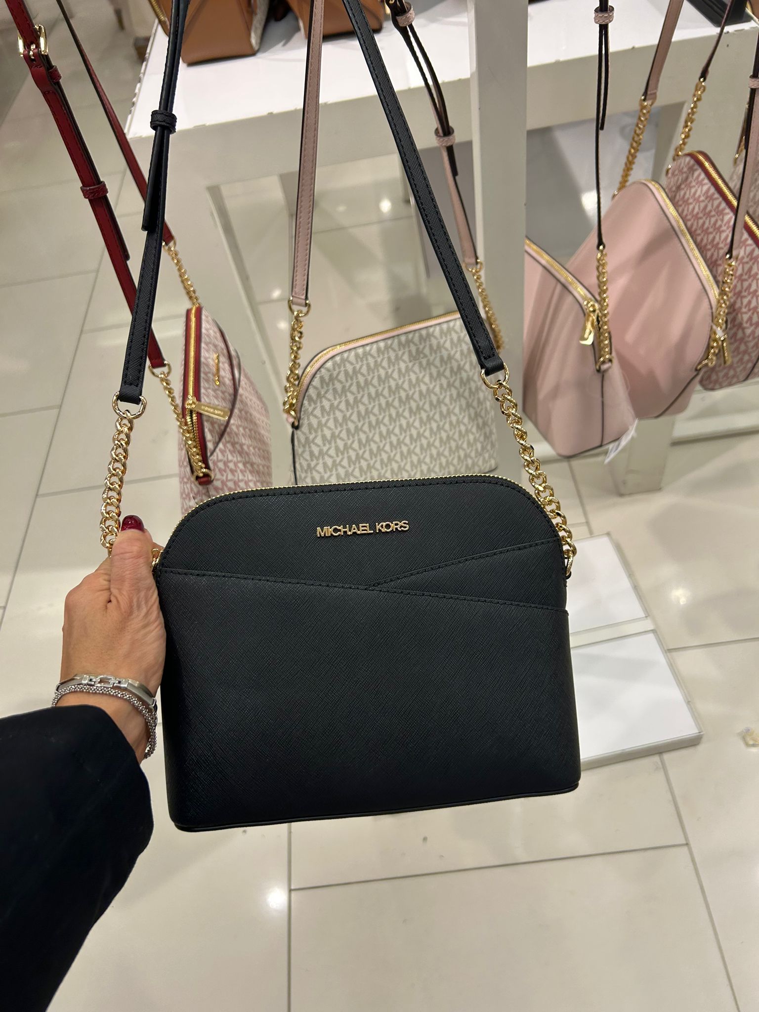 Women's Michael Kors Jet Set Travel Medium Dome Crossbody Bag black