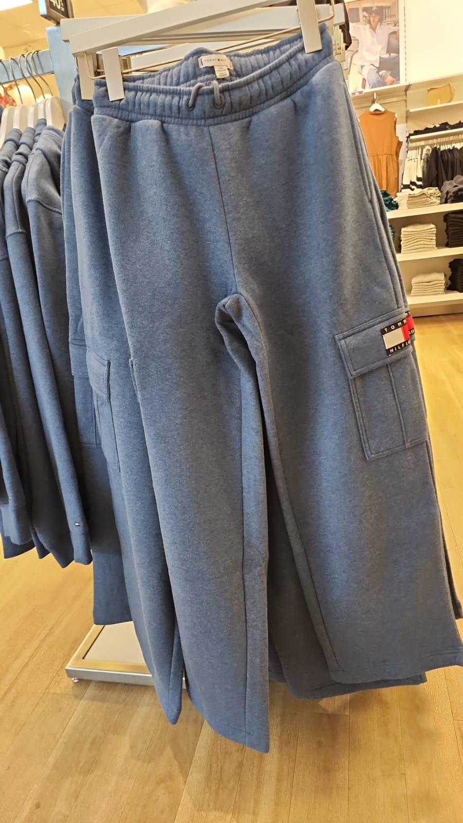 Womens' Tommy Flag Wide-Leg Cargo Sweatpant/Blue